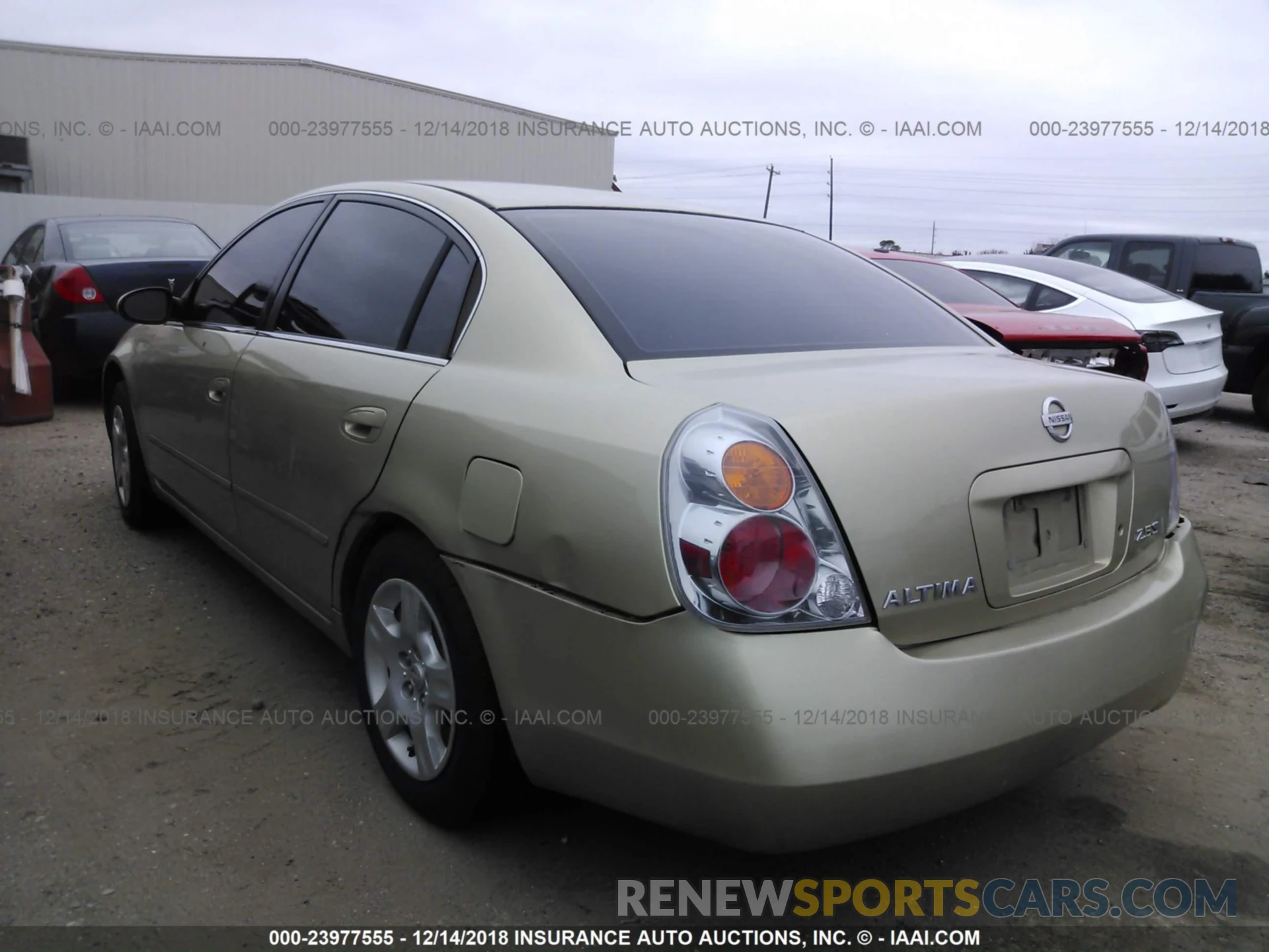 3 Photograph of a damaged car 2T1BURHE0KC198542 TOYOTA COROLLA 2019