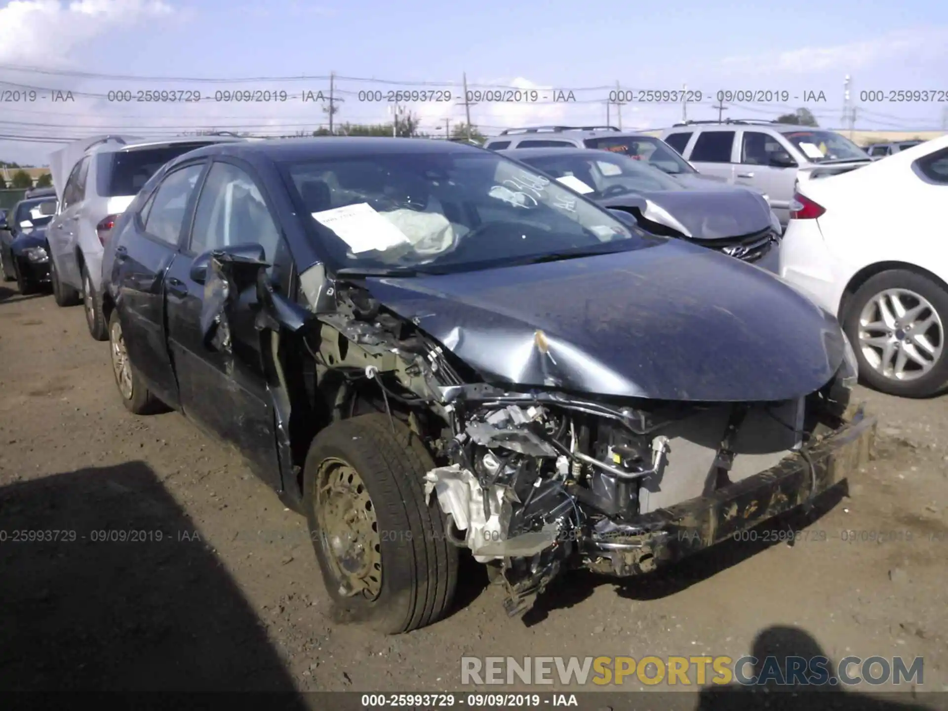 1 Photograph of a damaged car 2T1BURHE0KC198685 TOYOTA COROLLA 2019