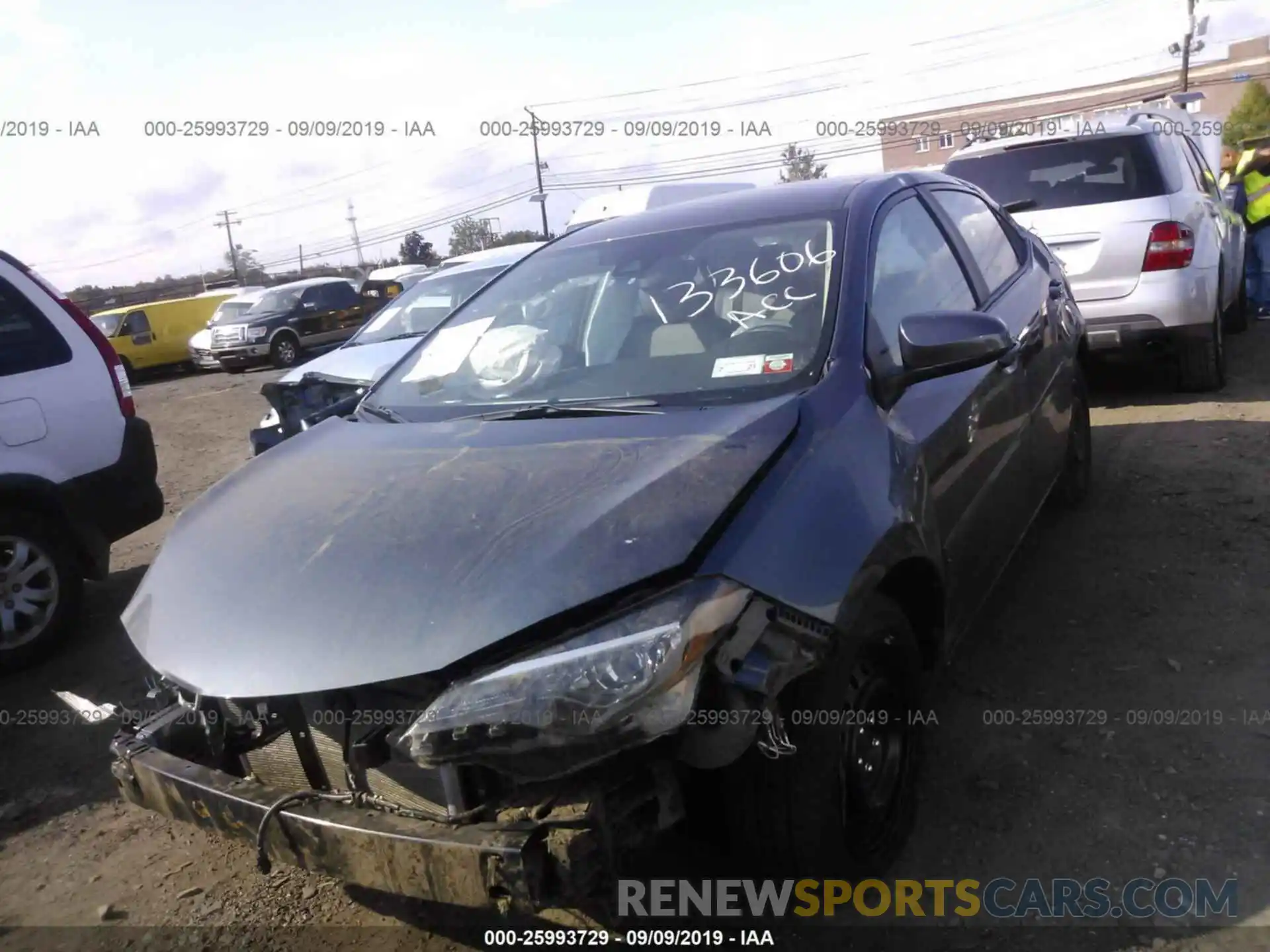 2 Photograph of a damaged car 2T1BURHE0KC198685 TOYOTA COROLLA 2019