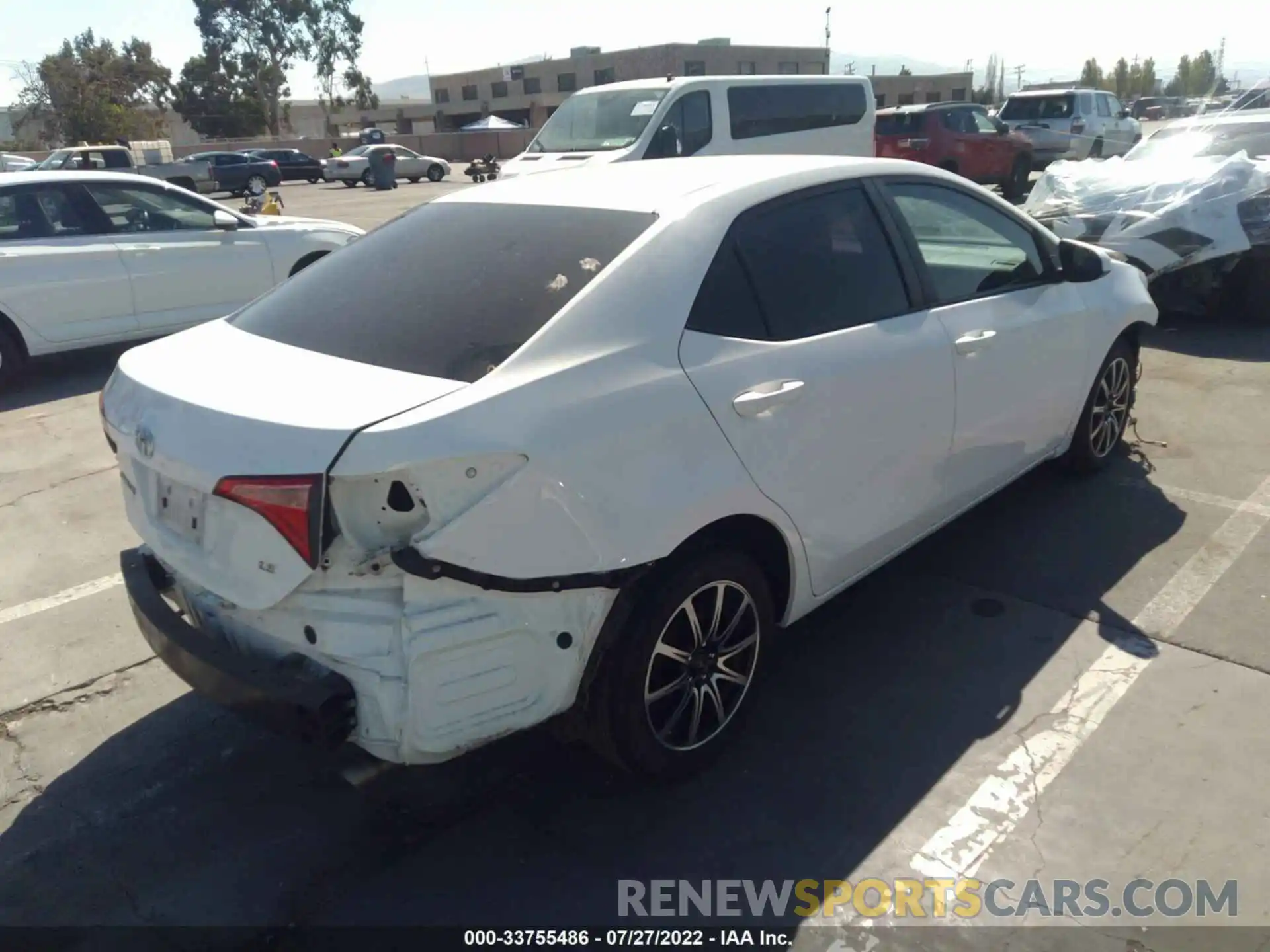 4 Photograph of a damaged car 2T1BURHE0KC199223 TOYOTA COROLLA 2019