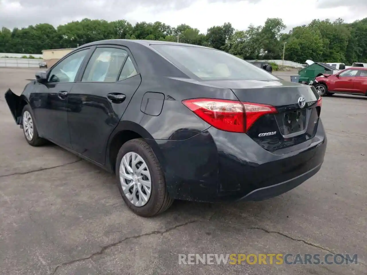 3 Photograph of a damaged car 2T1BURHE0KC199433 TOYOTA COROLLA 2019