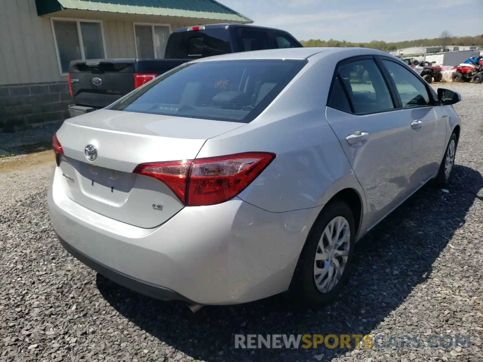 4 Photograph of a damaged car 2T1BURHE0KC199920 TOYOTA COROLLA 2019