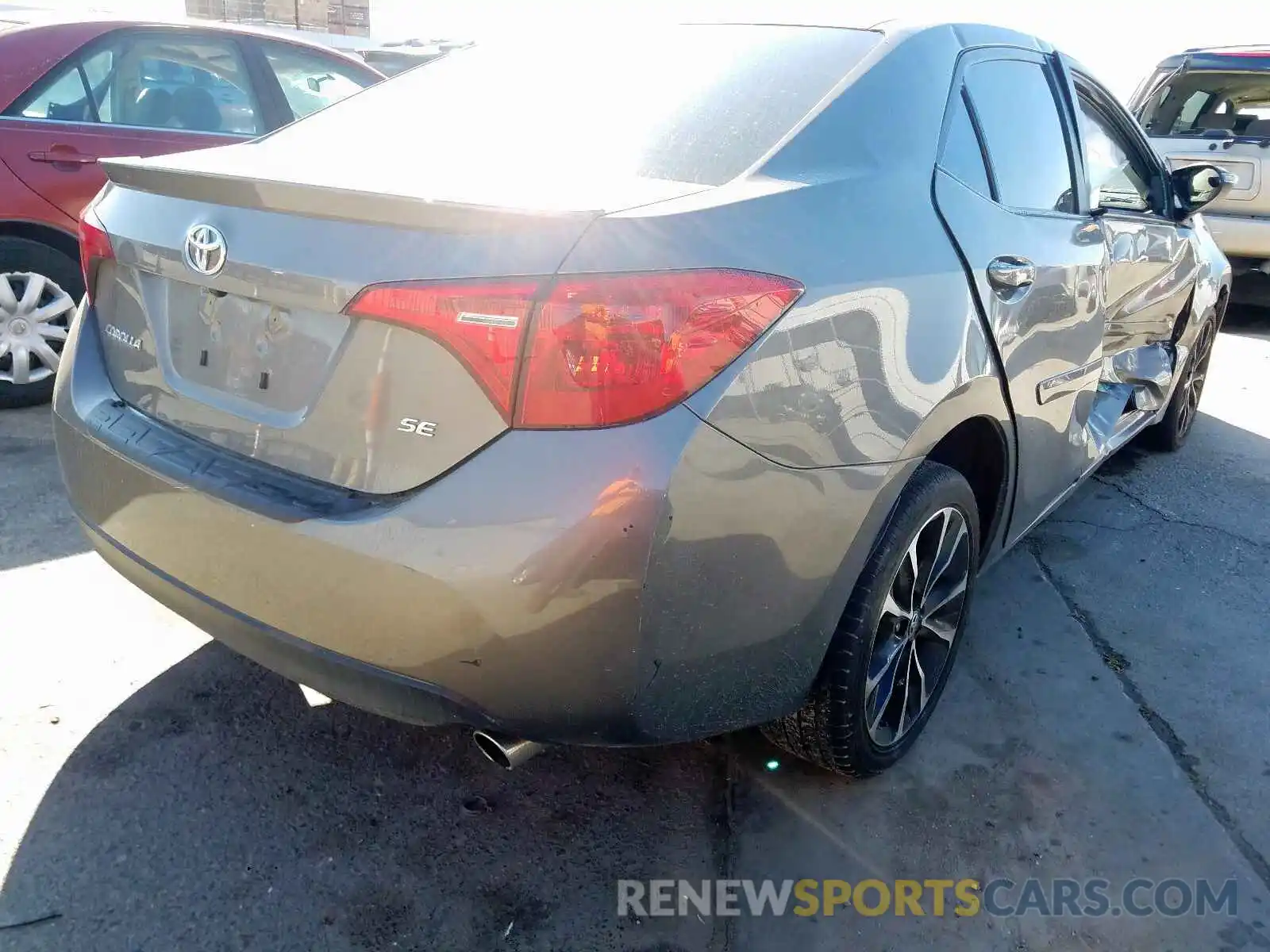 4 Photograph of a damaged car 2T1BURHE0KC200547 TOYOTA COROLLA 2019