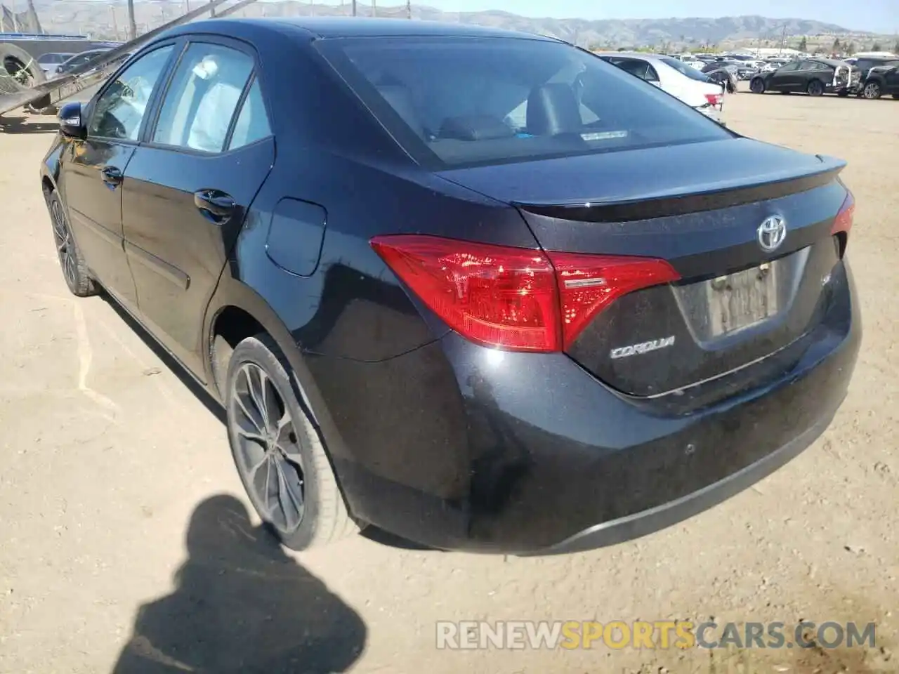 3 Photograph of a damaged car 2T1BURHE0KC200841 TOYOTA COROLLA 2019