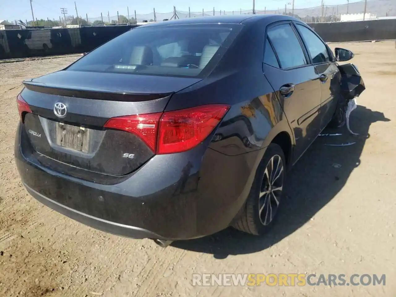 4 Photograph of a damaged car 2T1BURHE0KC200841 TOYOTA COROLLA 2019