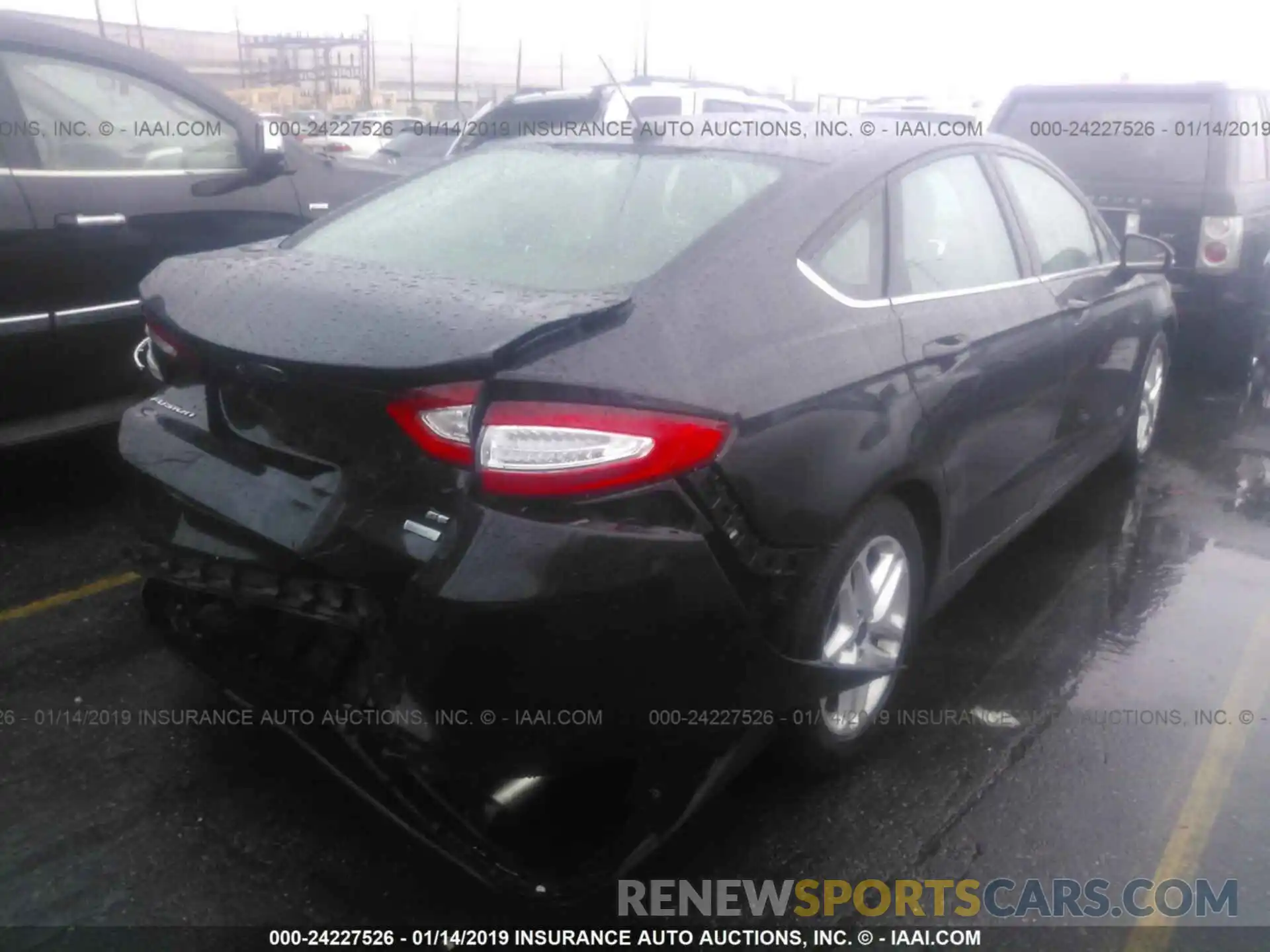 4 Photograph of a damaged car 2T1BURHE0KC201097 TOYOTA COROLLA 2019