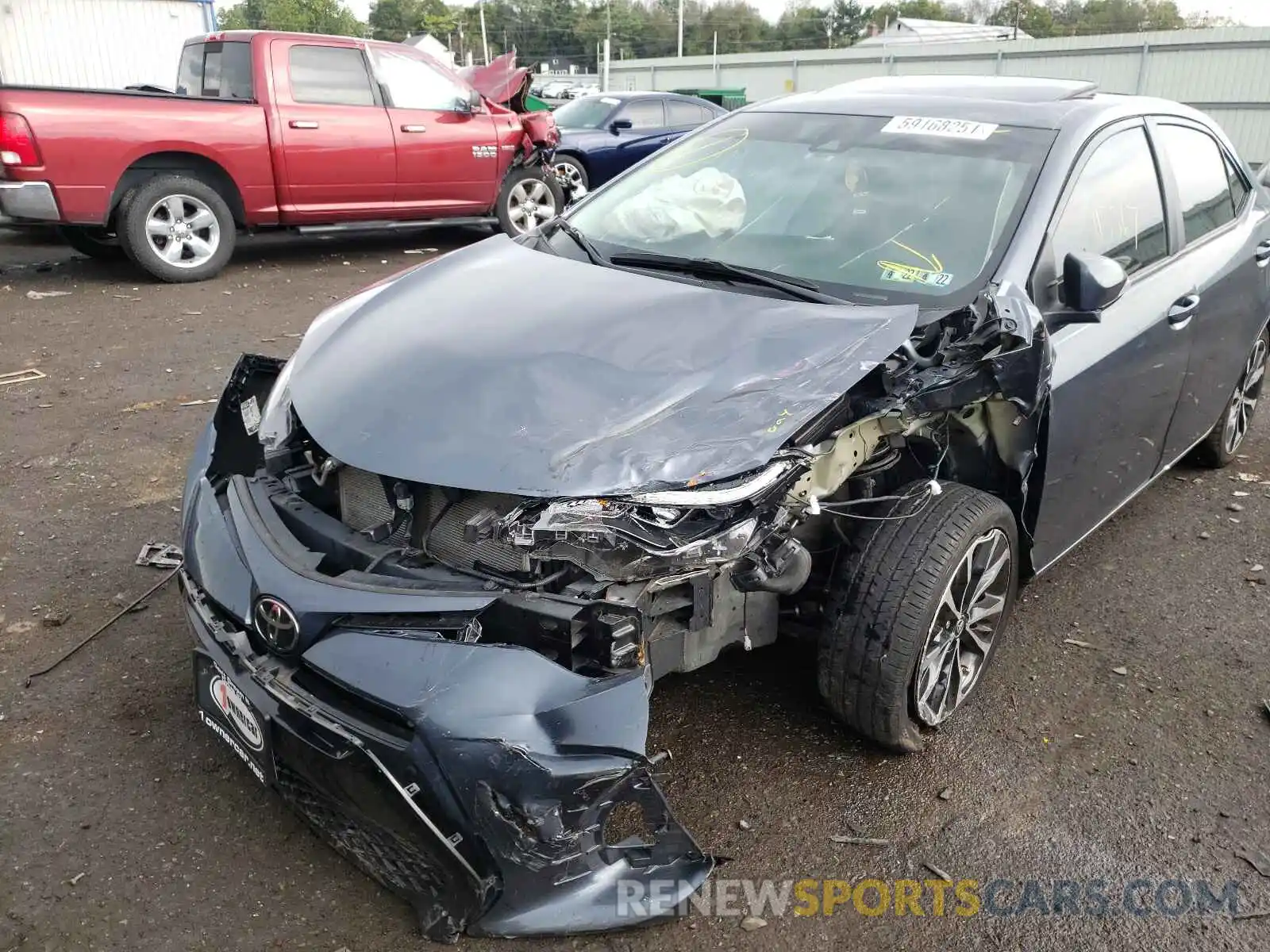 9 Photograph of a damaged car 2T1BURHE0KC202833 TOYOTA COROLLA 2019