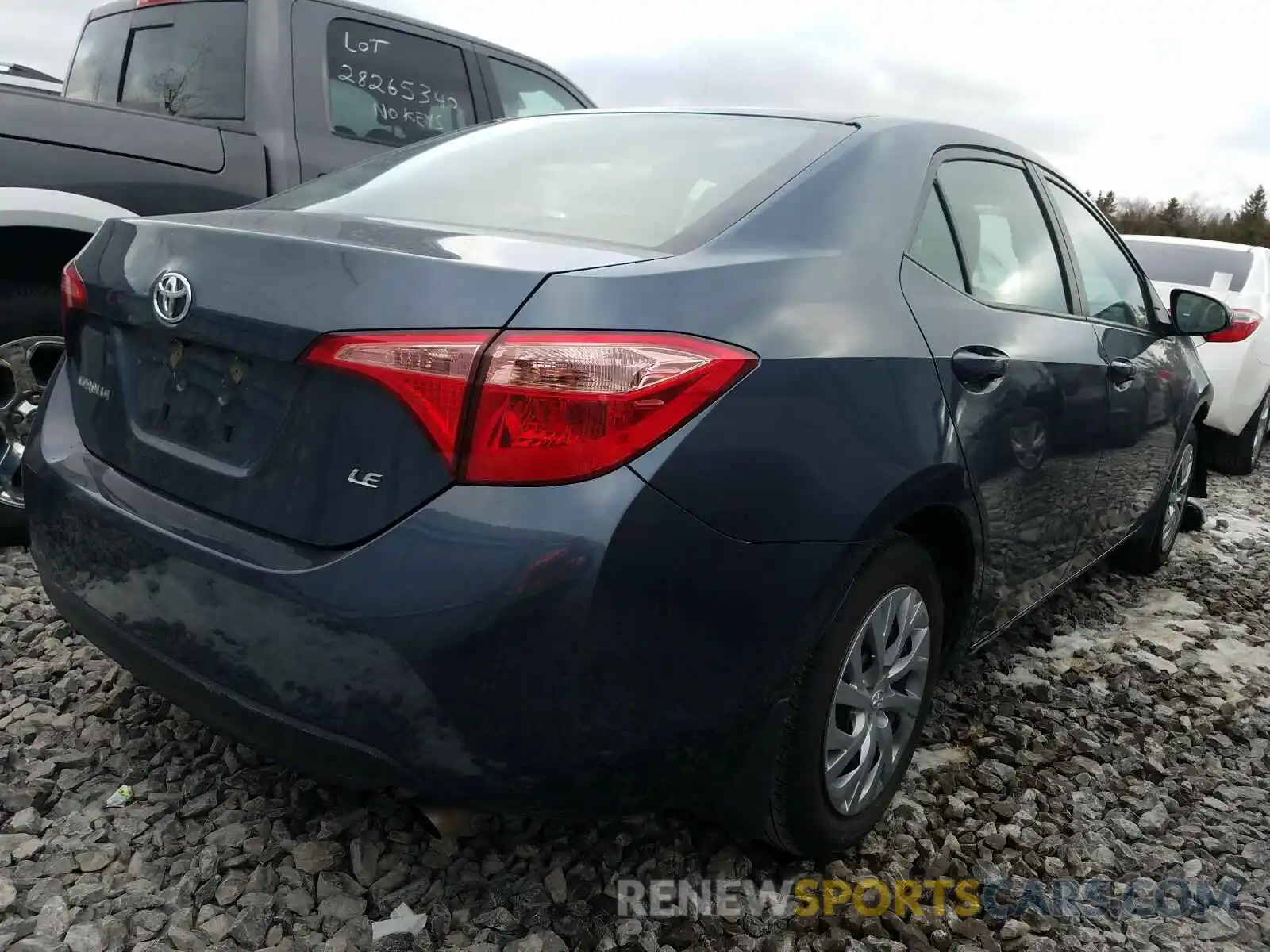 4 Photograph of a damaged car 2T1BURHE0KC202895 TOYOTA COROLLA 2019