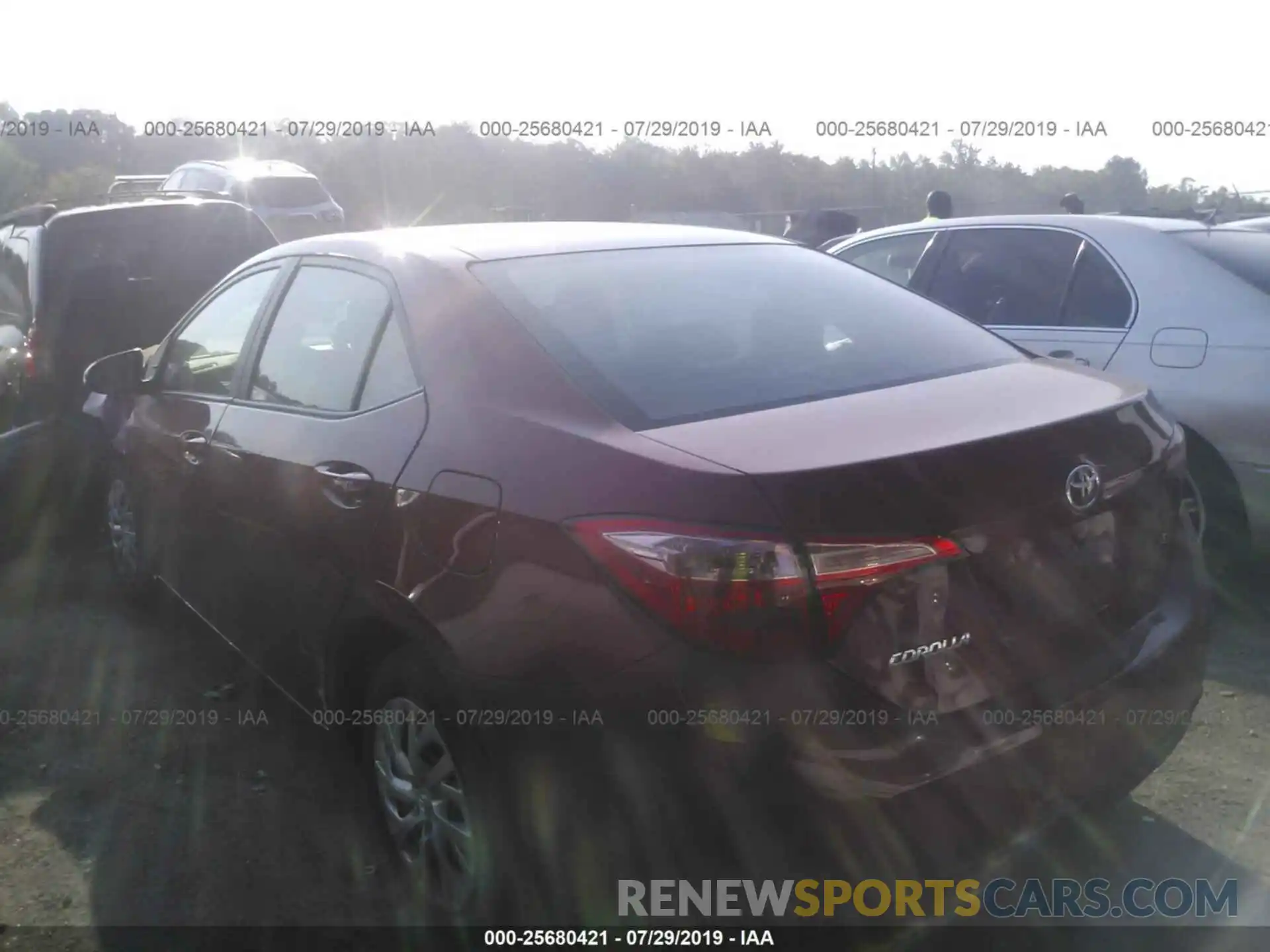 3 Photograph of a damaged car 2T1BURHE0KC203156 TOYOTA COROLLA 2019