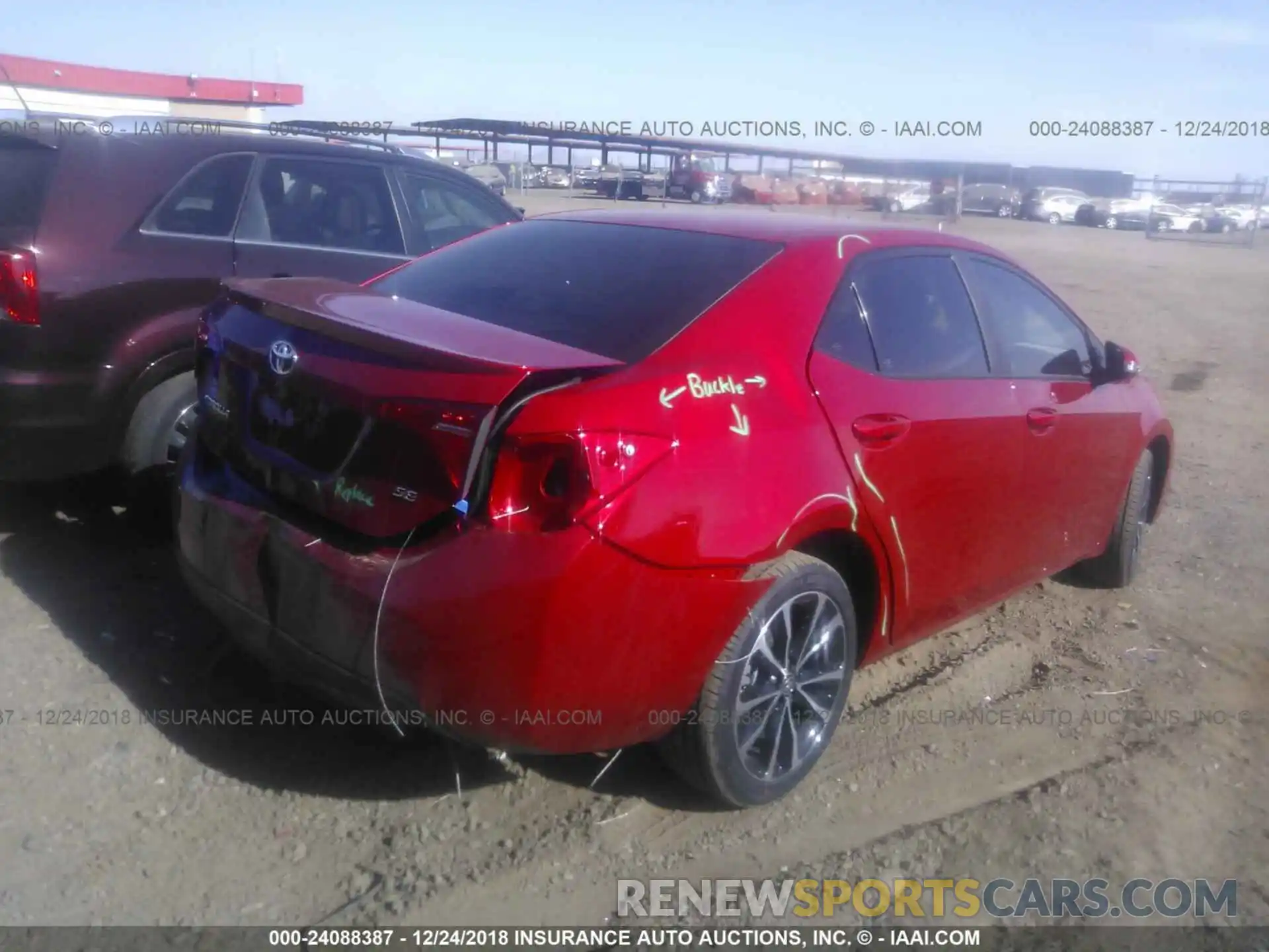 4 Photograph of a damaged car 2T1BURHE0KC204355 TOYOTA COROLLA 2019