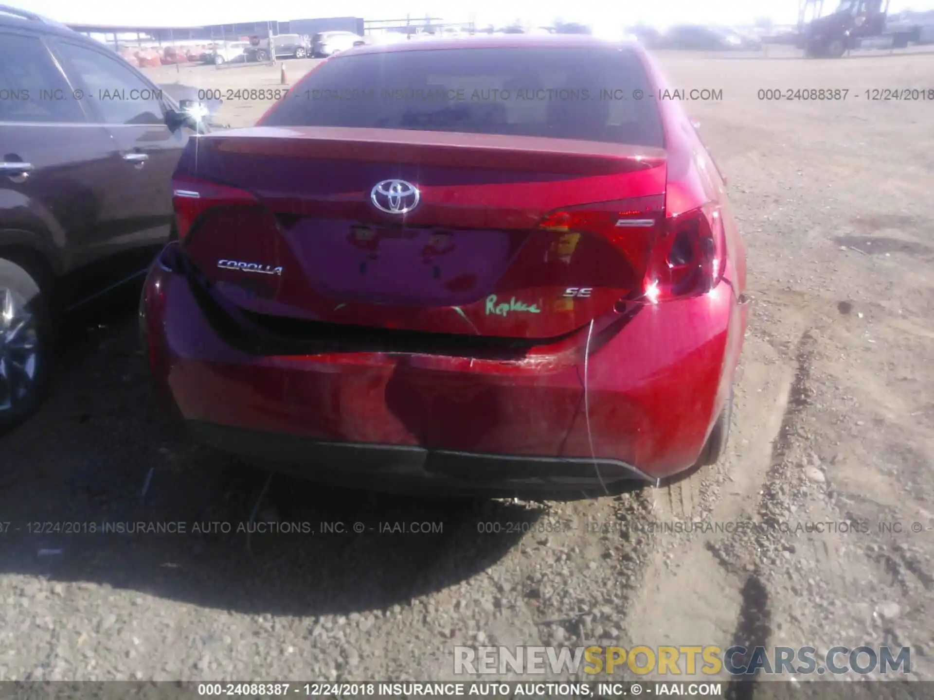 6 Photograph of a damaged car 2T1BURHE0KC204355 TOYOTA COROLLA 2019