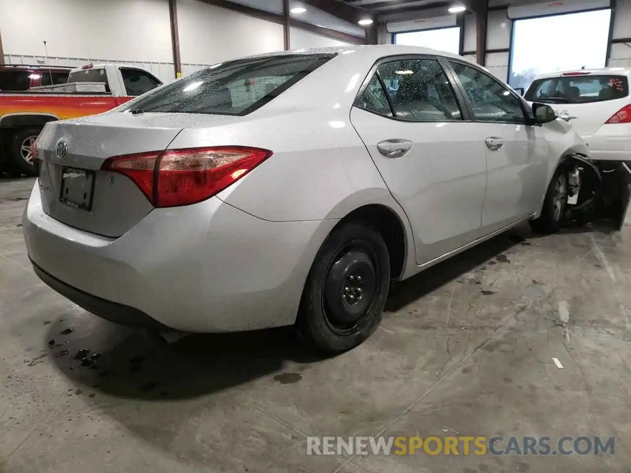 4 Photograph of a damaged car 2T1BURHE0KC206249 TOYOTA COROLLA 2019