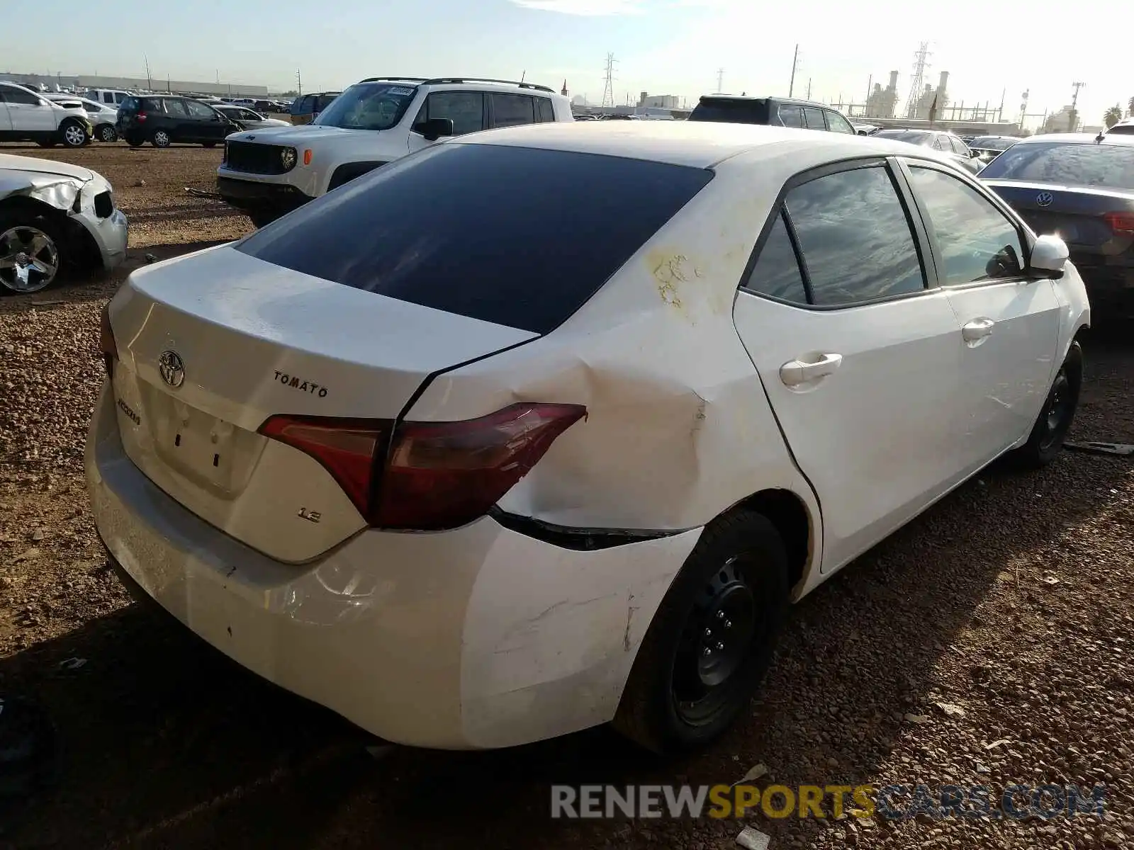 4 Photograph of a damaged car 2T1BURHE0KC206560 TOYOTA COROLLA 2019