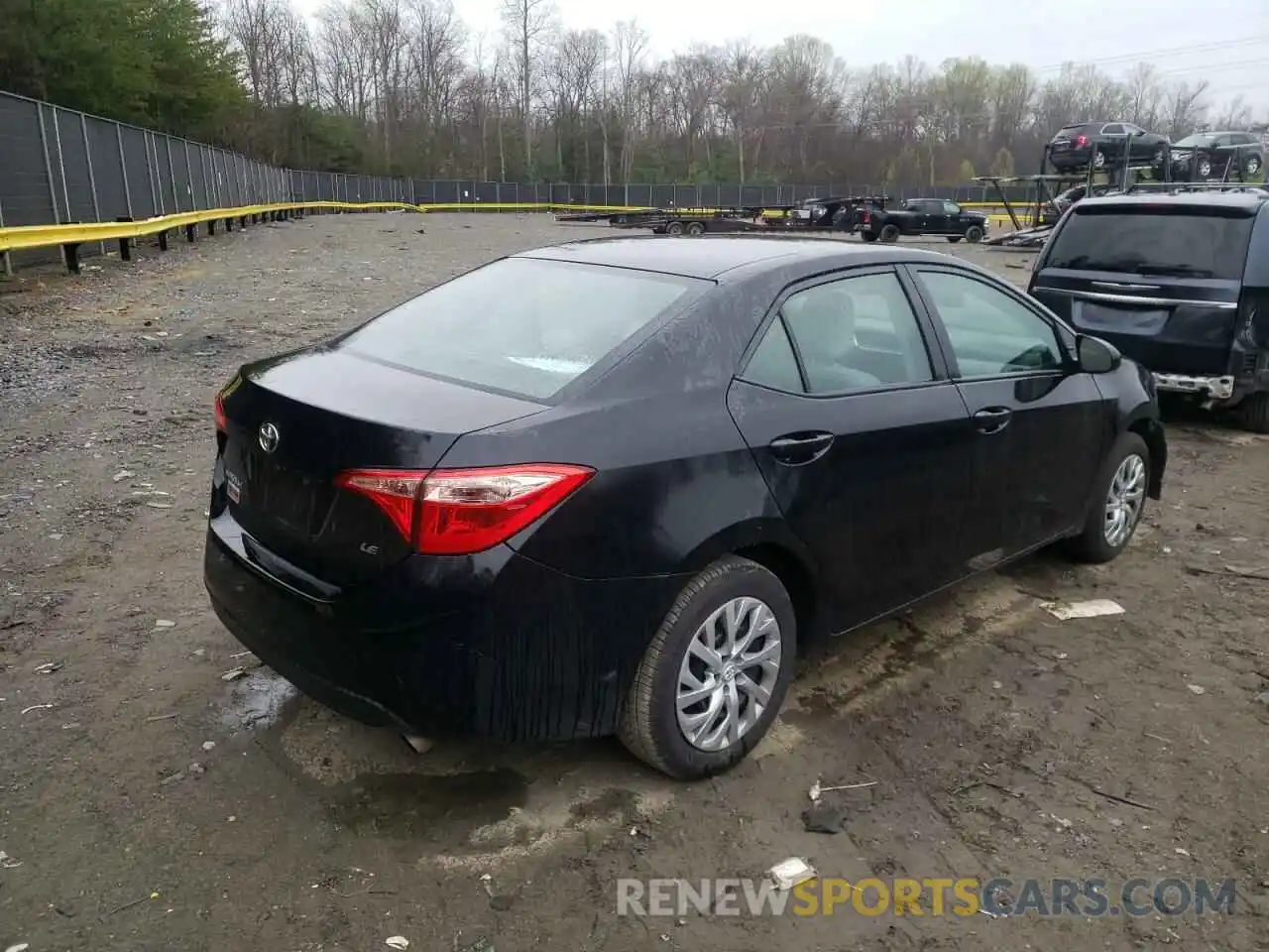 4 Photograph of a damaged car 2T1BURHE0KC206851 TOYOTA COROLLA 2019