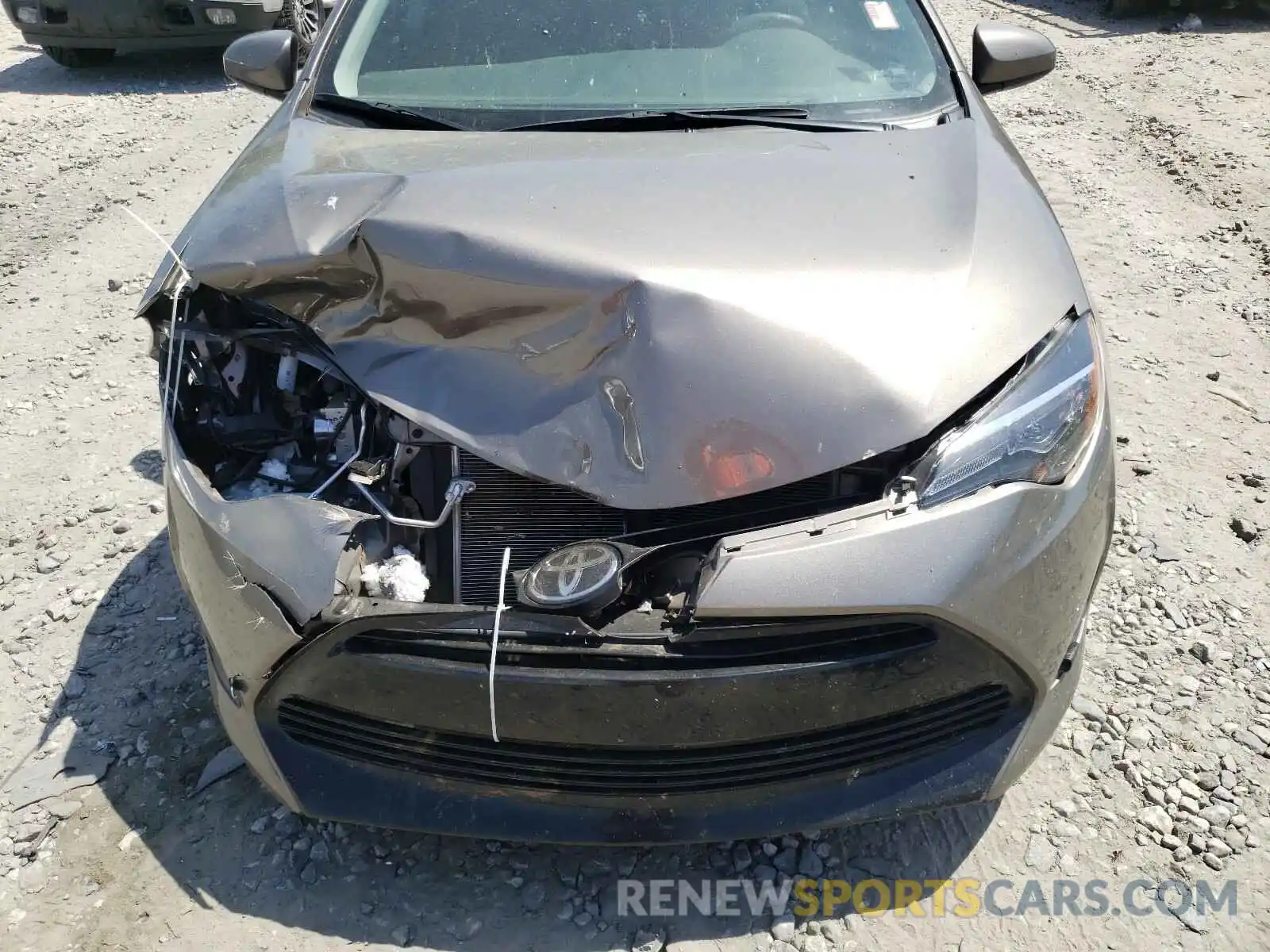 7 Photograph of a damaged car 2T1BURHE0KC207093 TOYOTA COROLLA 2019