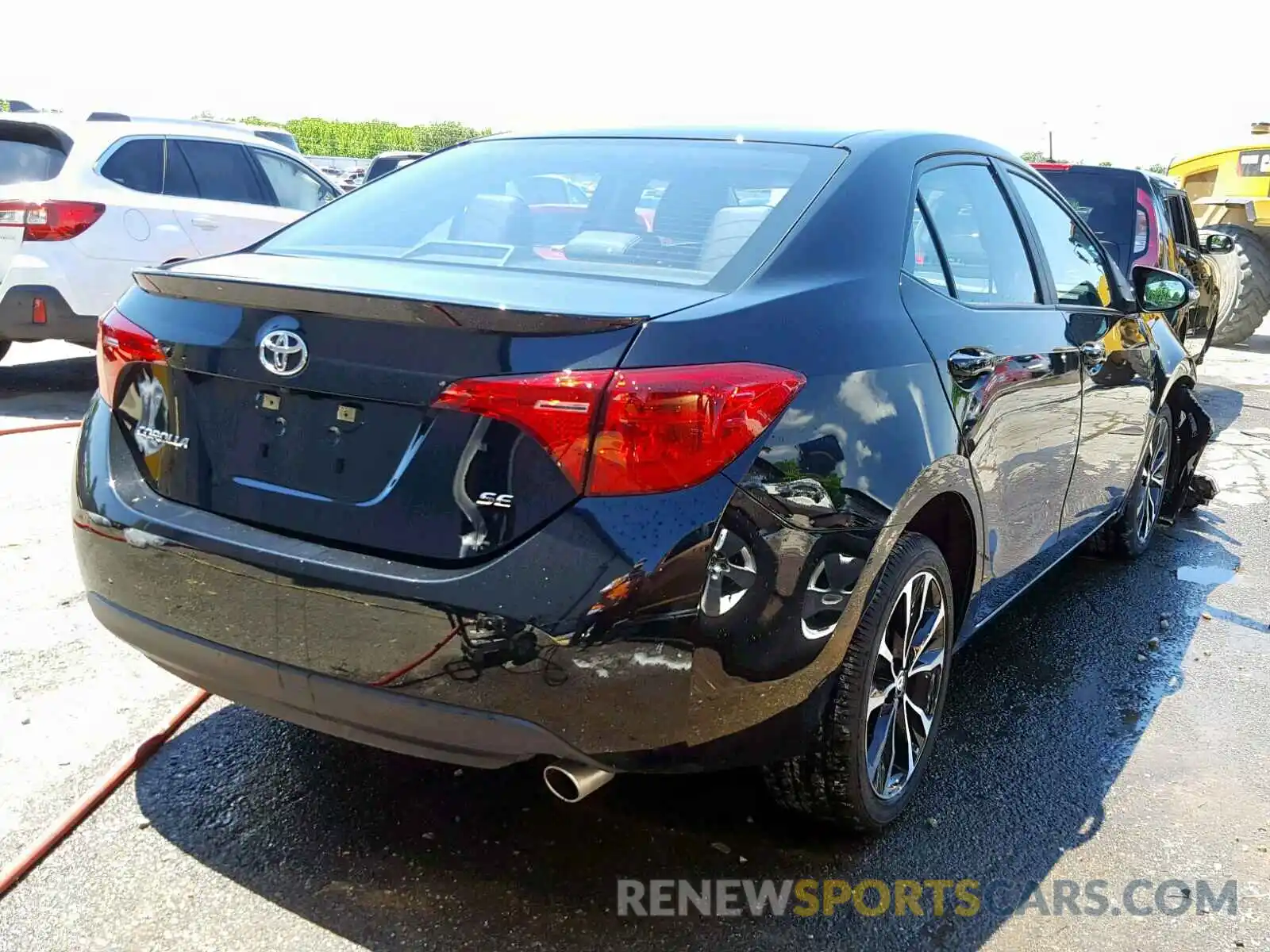 4 Photograph of a damaged car 2T1BURHE0KC207708 TOYOTA COROLLA 2019