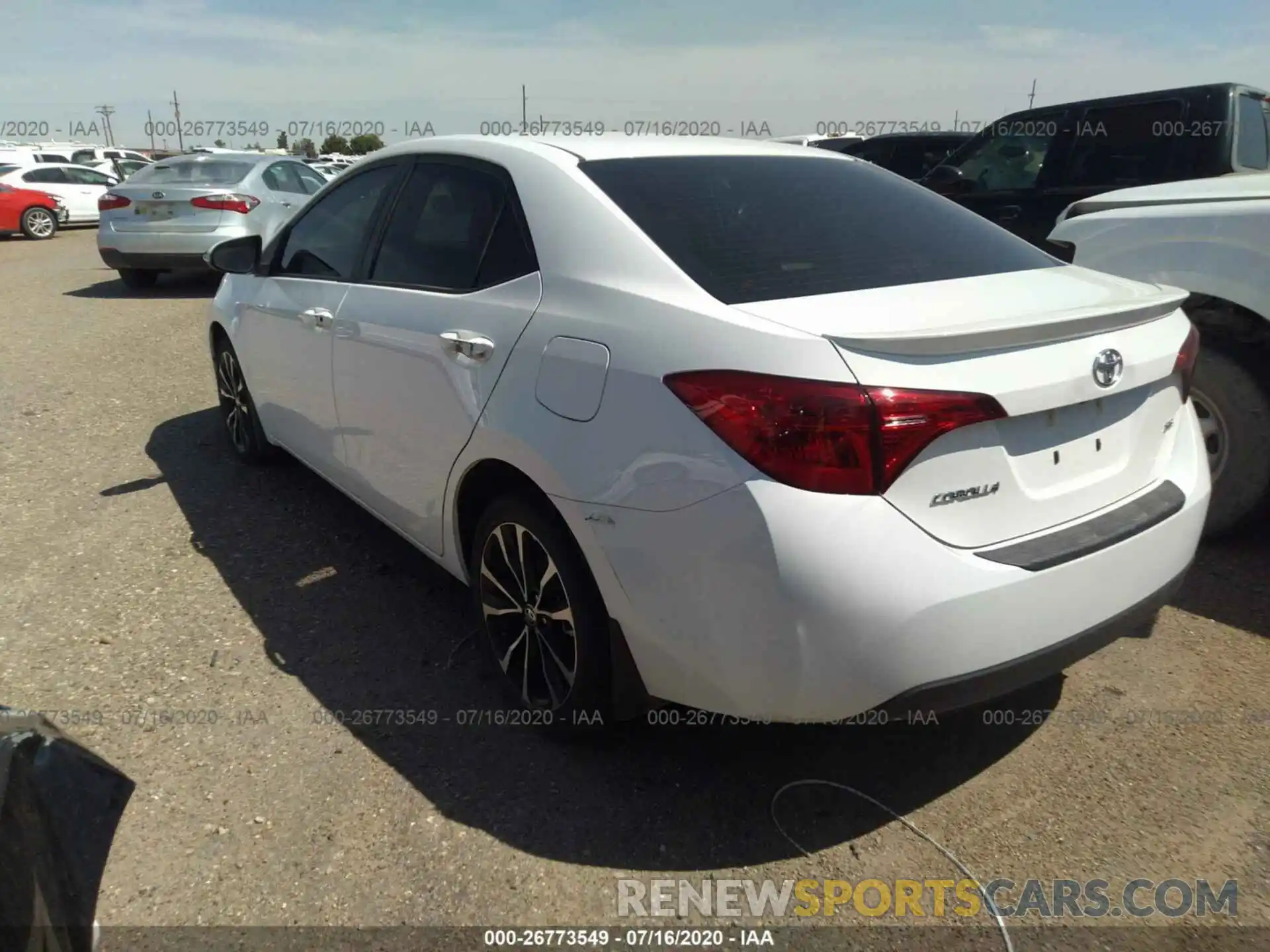 3 Photograph of a damaged car 2T1BURHE0KC207823 TOYOTA COROLLA 2019