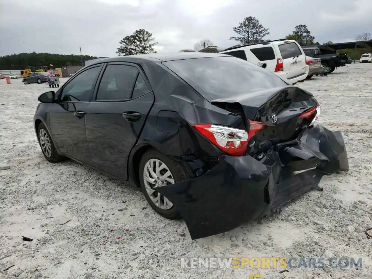 3 Photograph of a damaged car 2T1BURHE0KC207854 TOYOTA COROLLA 2019