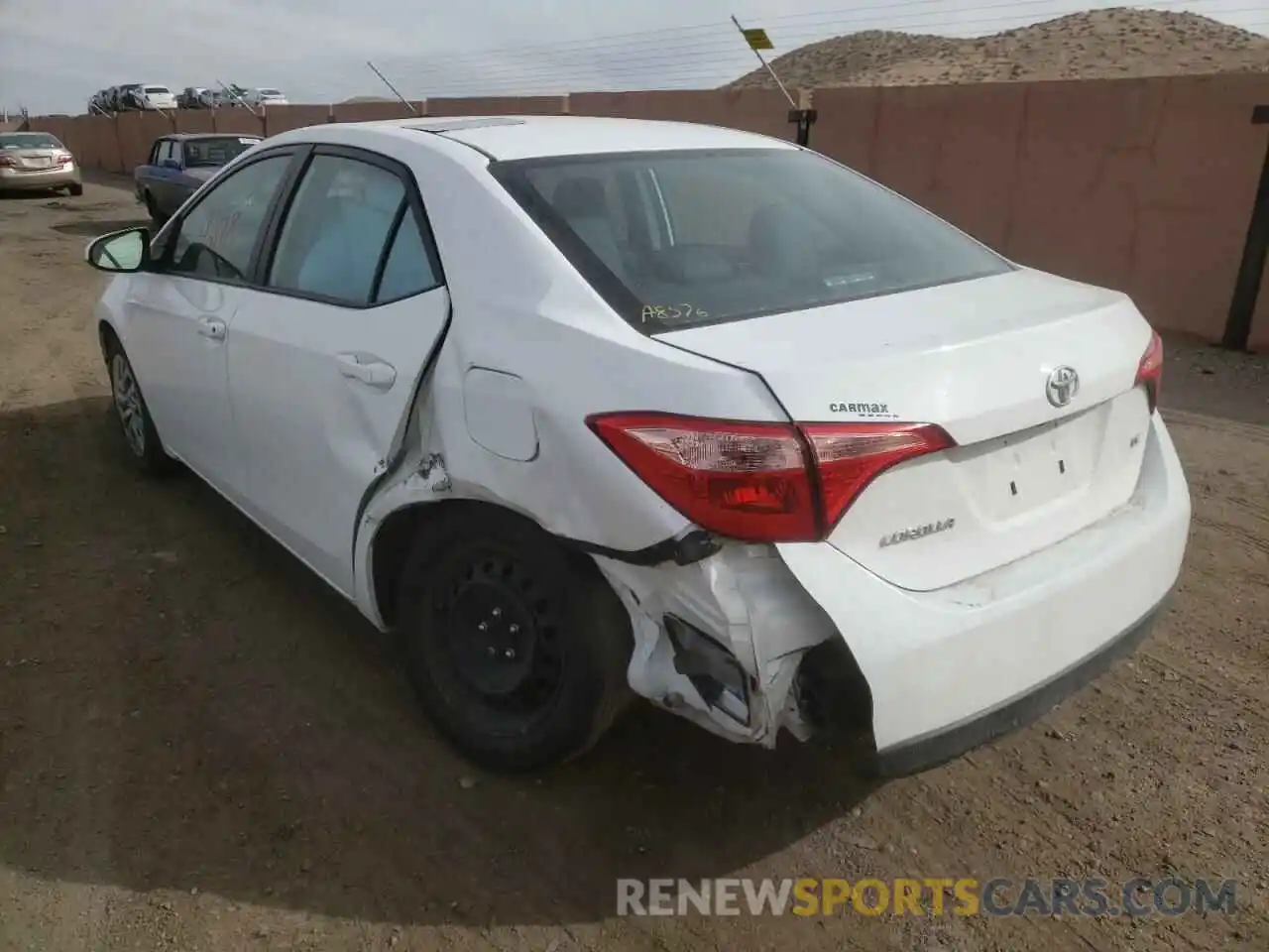 3 Photograph of a damaged car 2T1BURHE0KC208888 TOYOTA COROLLA 2019