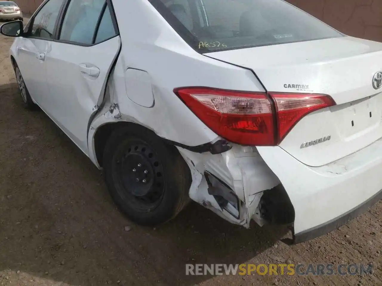 9 Photograph of a damaged car 2T1BURHE0KC208888 TOYOTA COROLLA 2019