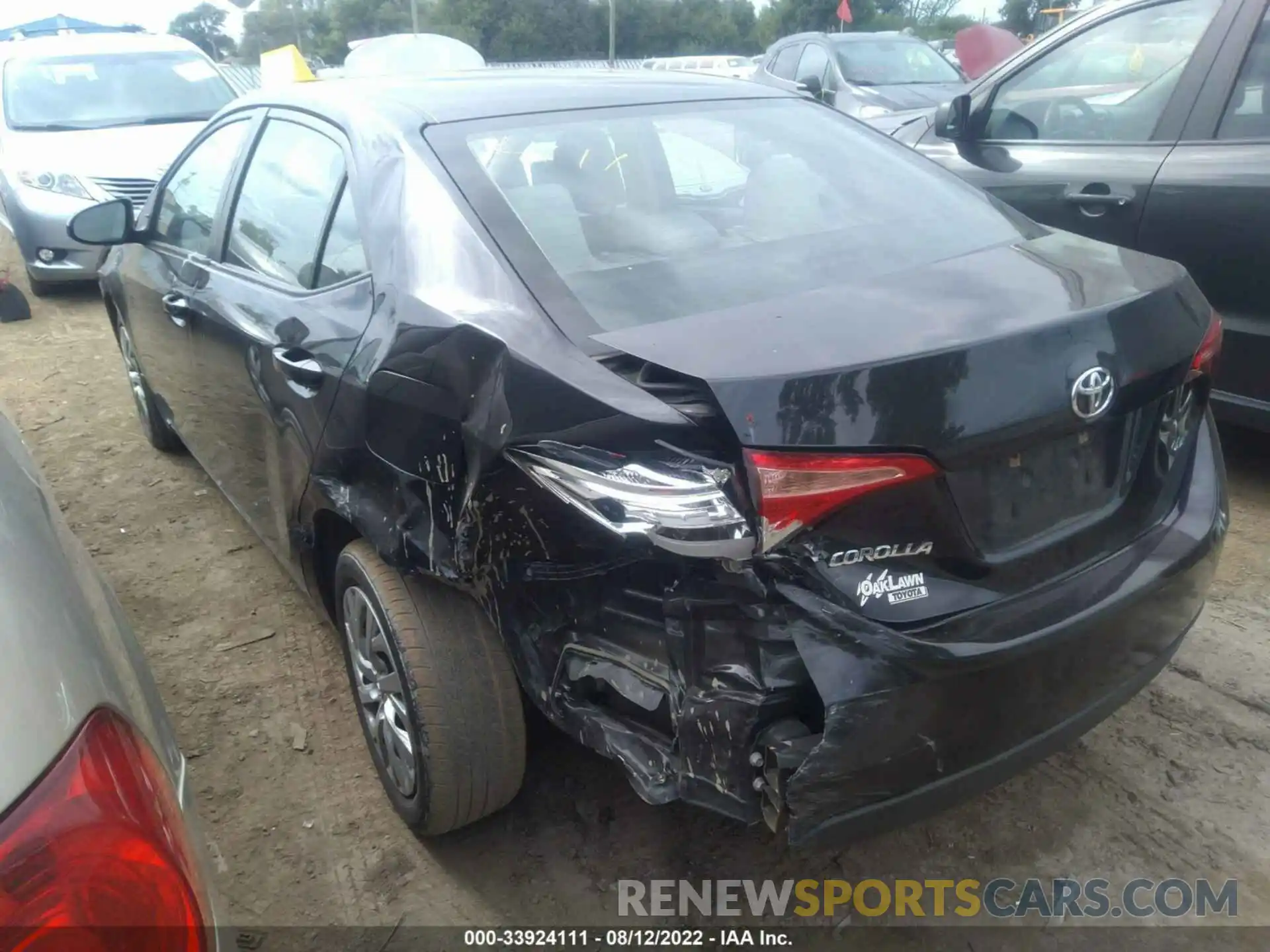 3 Photograph of a damaged car 2T1BURHE0KC209507 TOYOTA COROLLA 2019