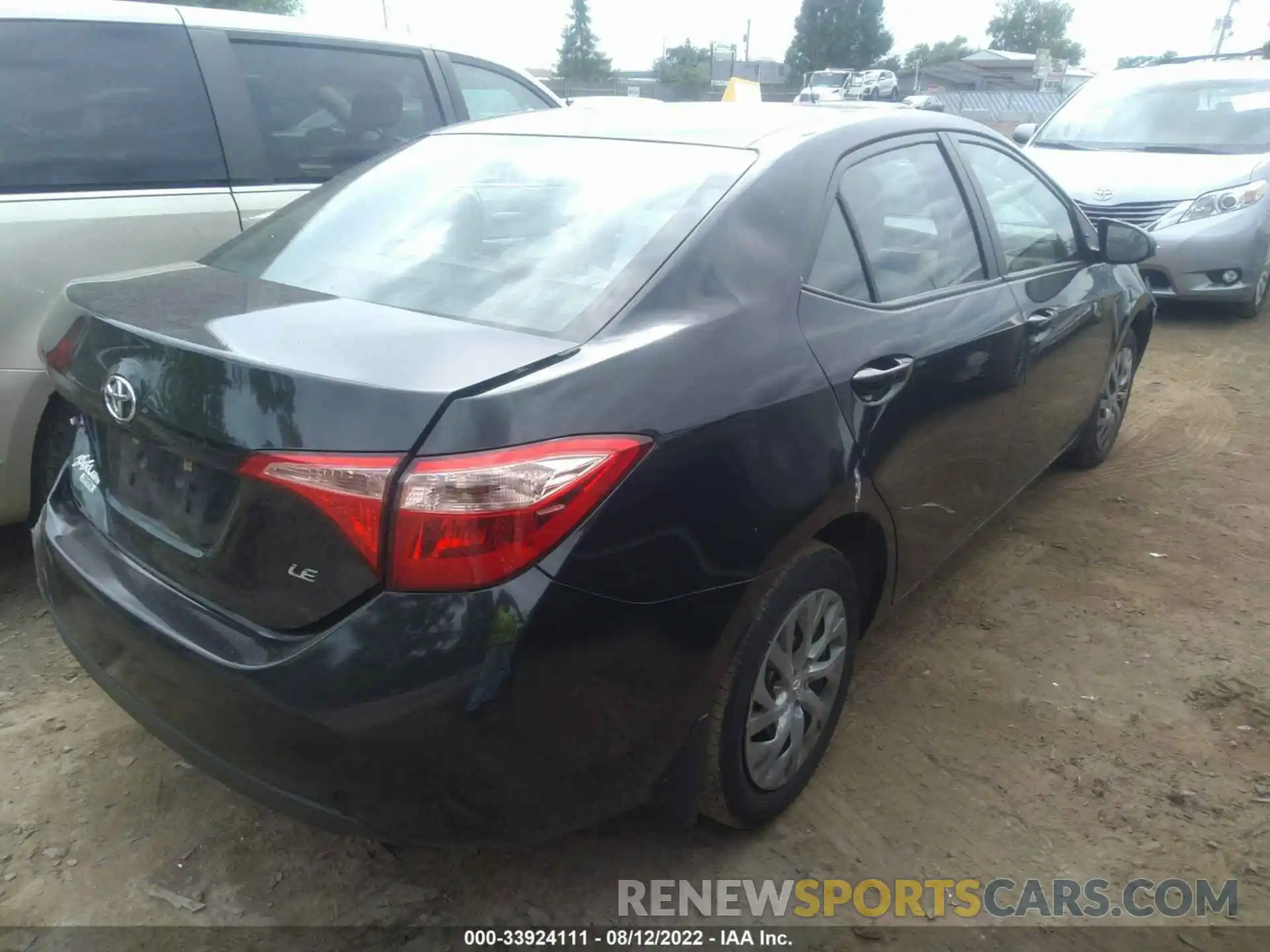 4 Photograph of a damaged car 2T1BURHE0KC209507 TOYOTA COROLLA 2019