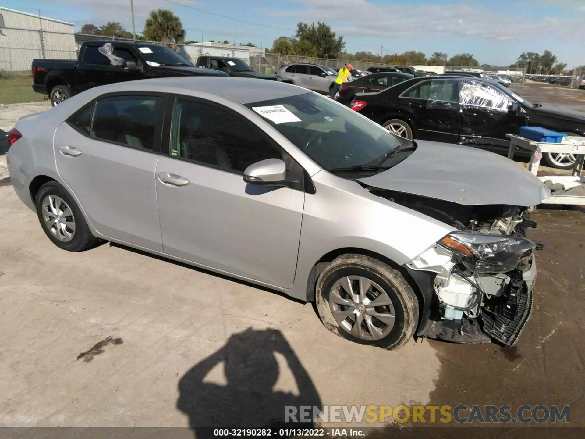 1 Photograph of a damaged car 2T1BURHE0KC209541 TOYOTA COROLLA 2019