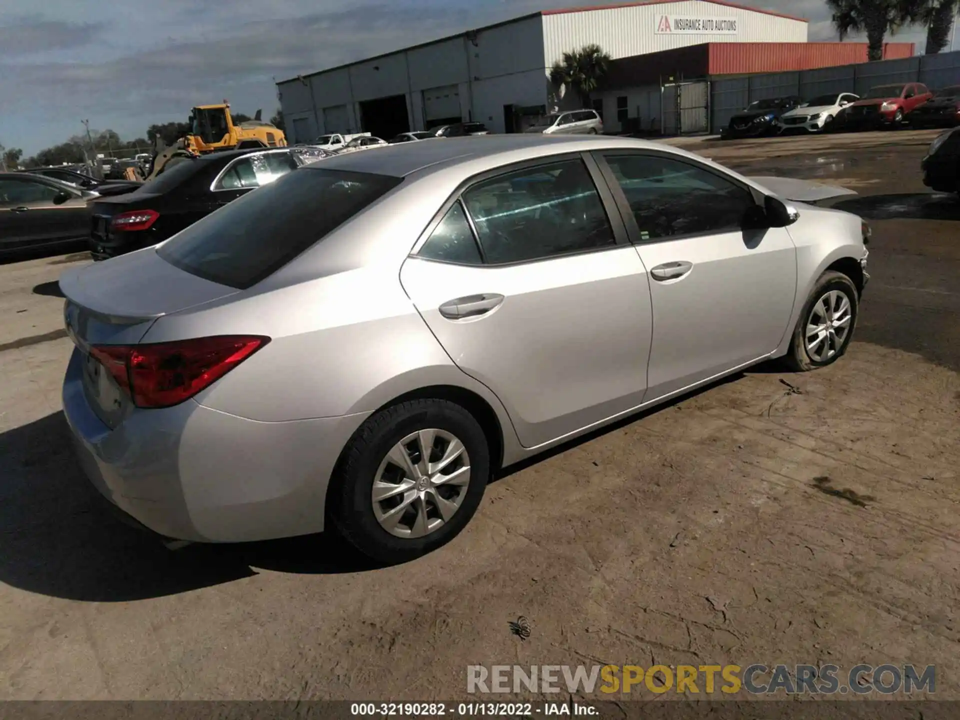 4 Photograph of a damaged car 2T1BURHE0KC209541 TOYOTA COROLLA 2019