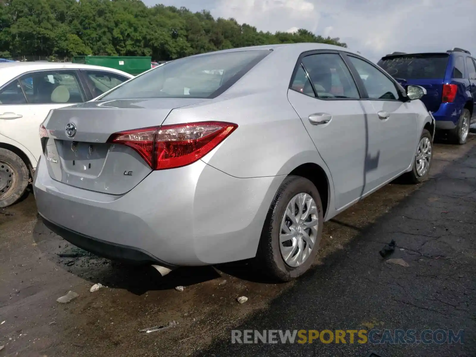 4 Photograph of a damaged car 2T1BURHE0KC209863 TOYOTA COROLLA 2019