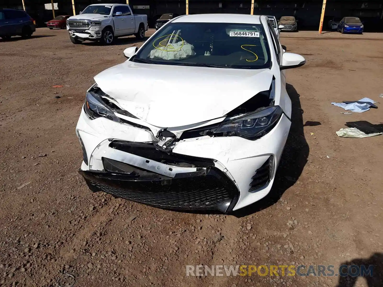 8 Photograph of a damaged car 2T1BURHE0KC210141 TOYOTA COROLLA 2019