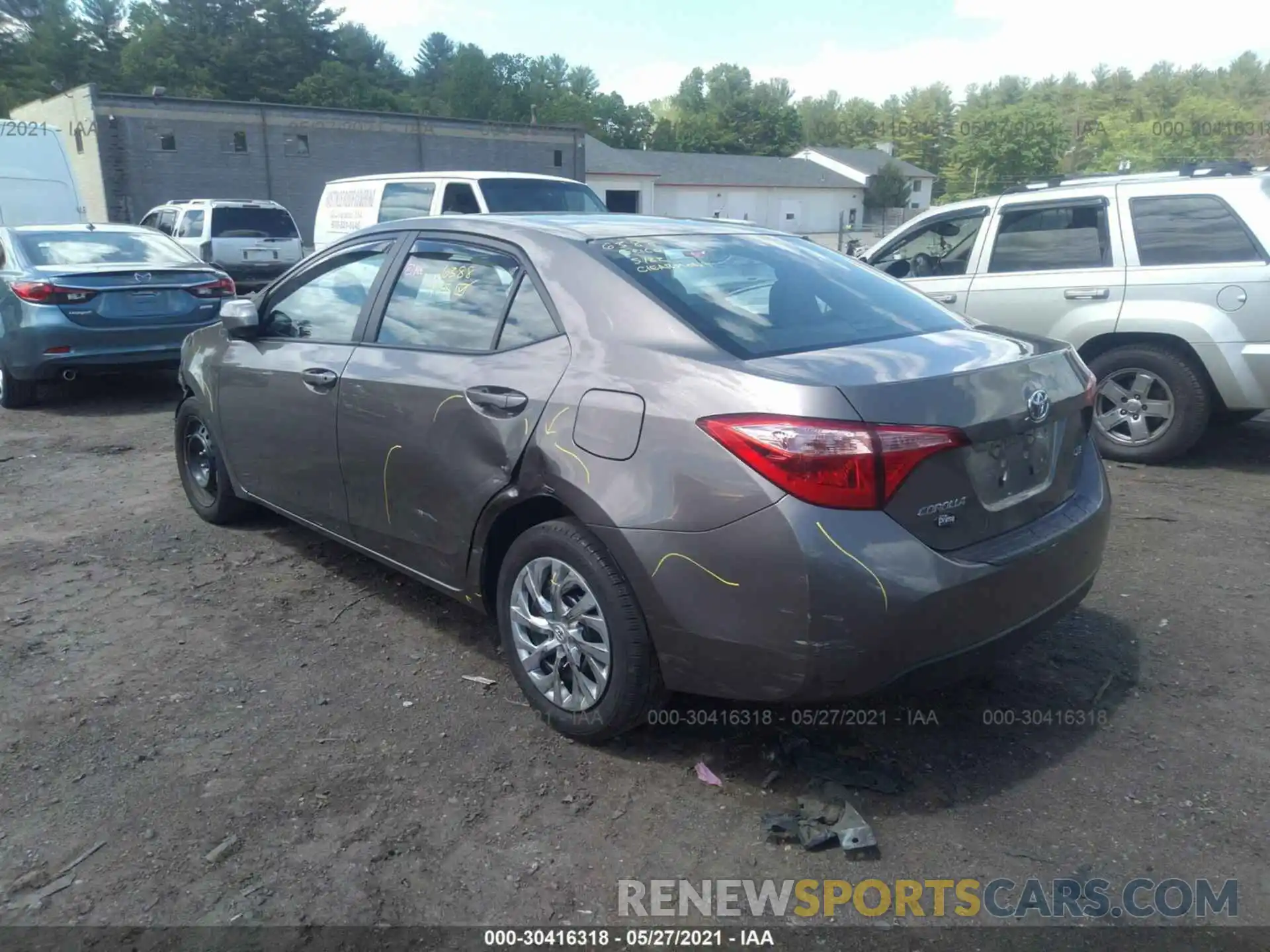 3 Photograph of a damaged car 2T1BURHE0KC210379 TOYOTA COROLLA 2019