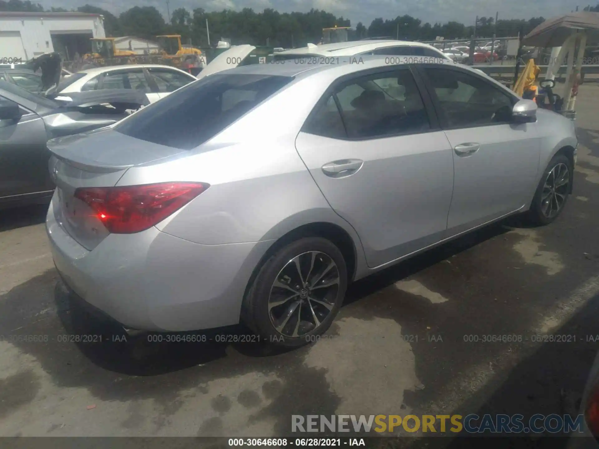 4 Photograph of a damaged car 2T1BURHE0KC210687 TOYOTA COROLLA 2019