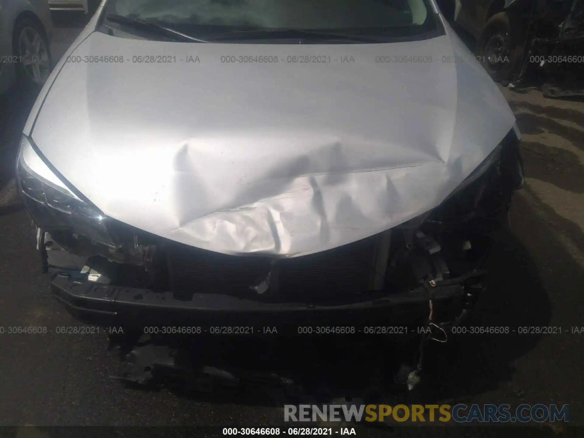 6 Photograph of a damaged car 2T1BURHE0KC210687 TOYOTA COROLLA 2019