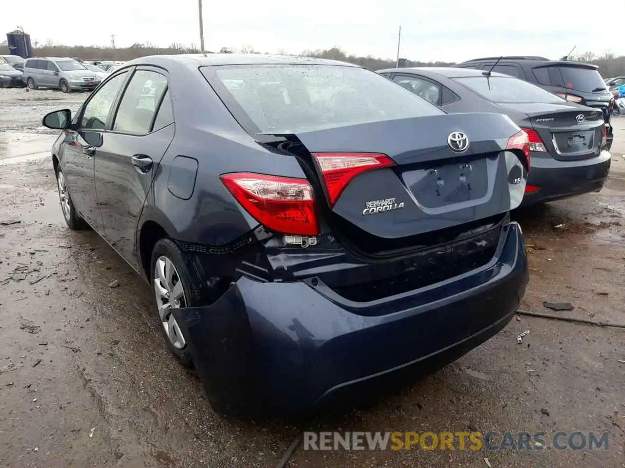 3 Photograph of a damaged car 2T1BURHE0KC212312 TOYOTA COROLLA 2019