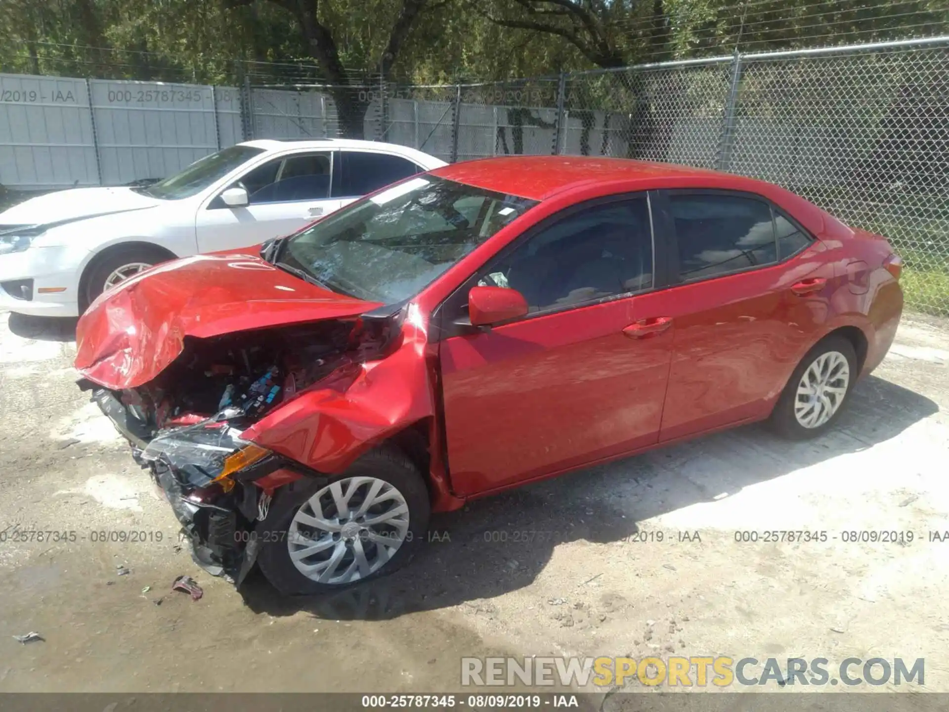 2 Photograph of a damaged car 2T1BURHE0KC213637 TOYOTA COROLLA 2019