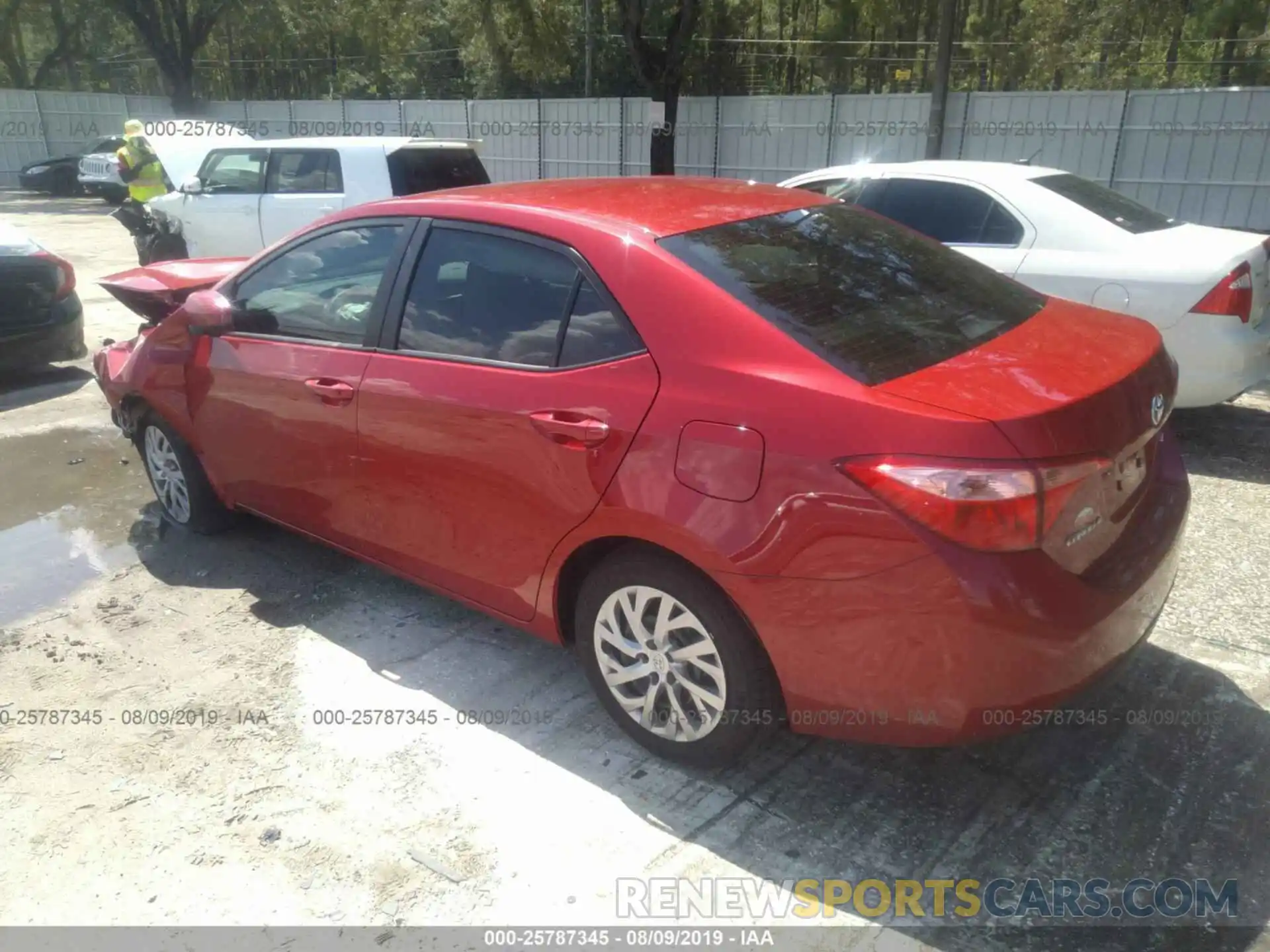 3 Фотография поврежденного автомобиля 2T1BURHE0KC213637 TOYOTA COROLLA 2019