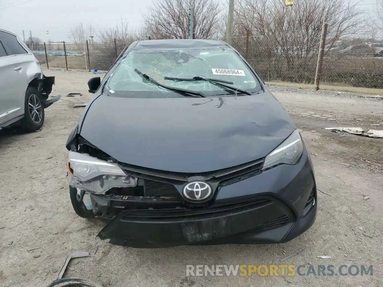 5 Photograph of a damaged car 2T1BURHE0KC213864 TOYOTA COROLLA 2019