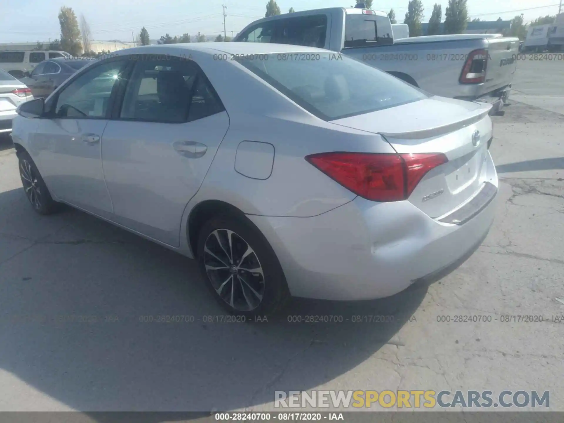 3 Photograph of a damaged car 2T1BURHE0KC214352 TOYOTA COROLLA 2019