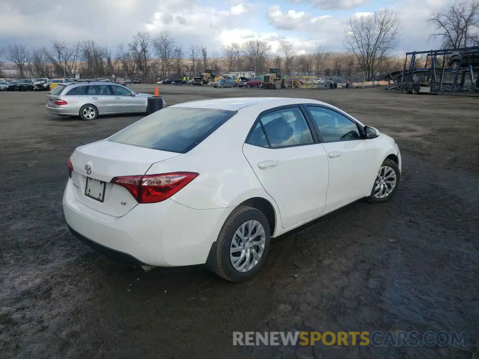 4 Photograph of a damaged car 2T1BURHE0KC214688 TOYOTA COROLLA 2019