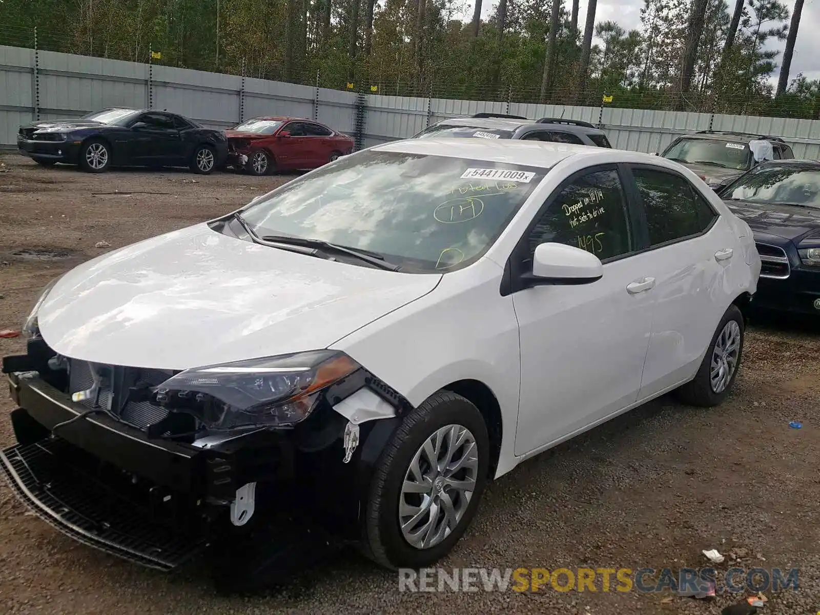 2 Photograph of a damaged car 2T1BURHE0KC214755 TOYOTA COROLLA 2019