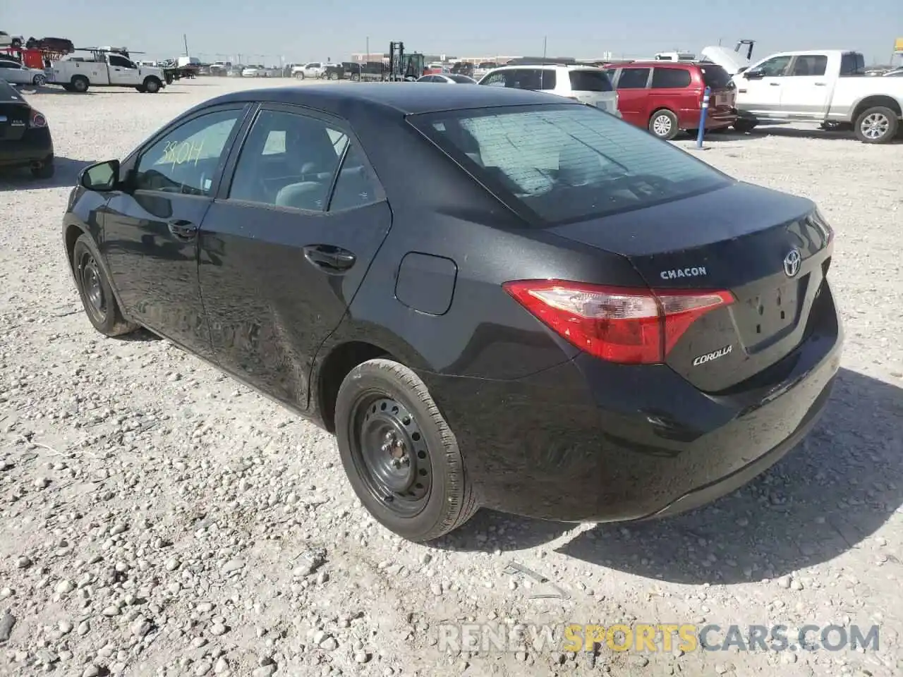 3 Photograph of a damaged car 2T1BURHE0KC215100 TOYOTA COROLLA 2019