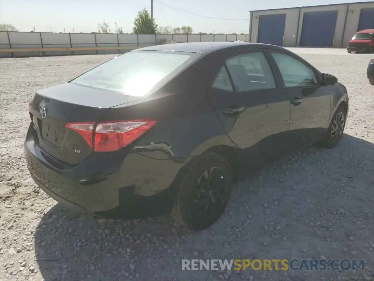 4 Photograph of a damaged car 2T1BURHE0KC215100 TOYOTA COROLLA 2019