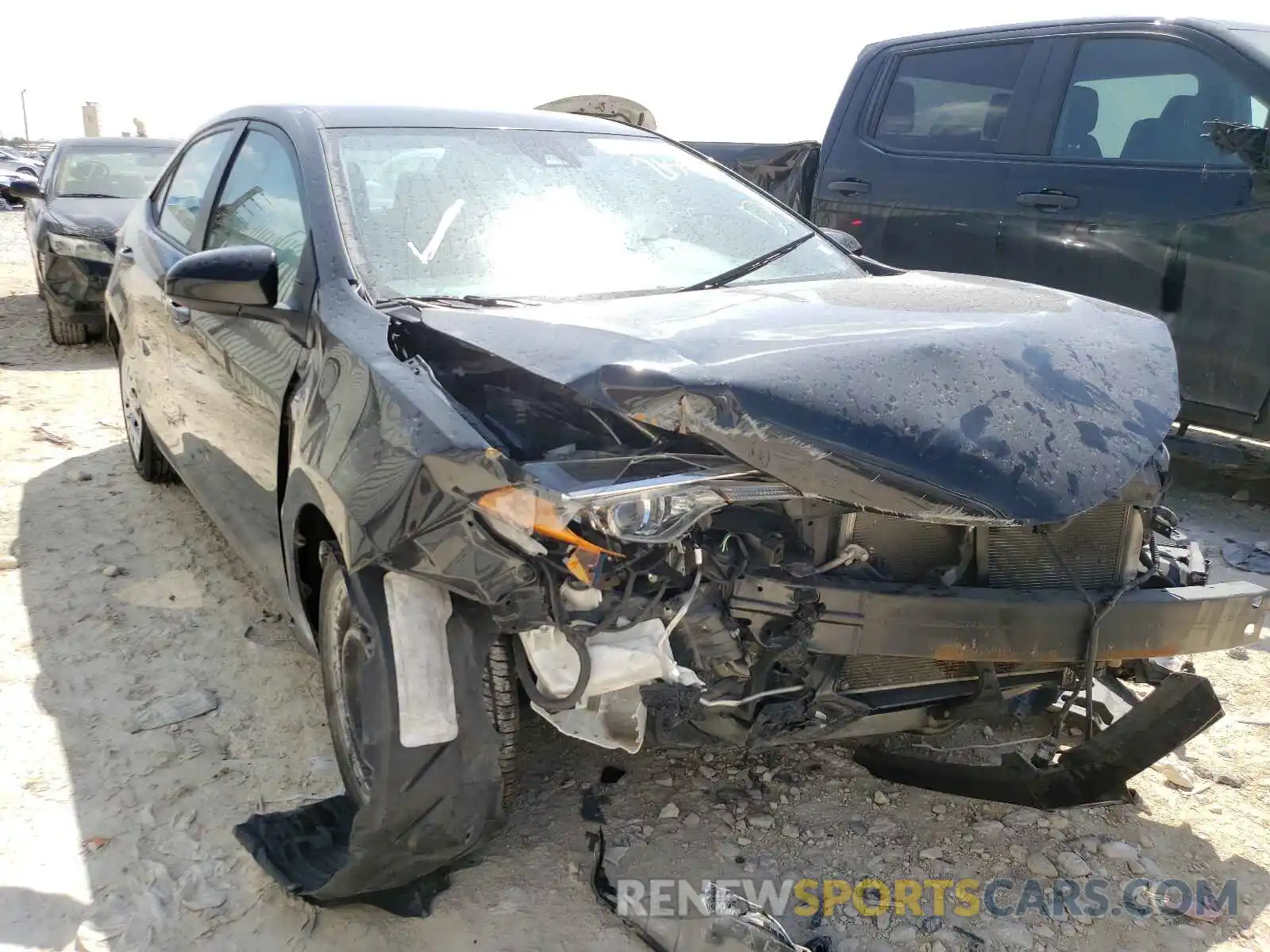 1 Photograph of a damaged car 2T1BURHE0KC215209 TOYOTA COROLLA 2019
