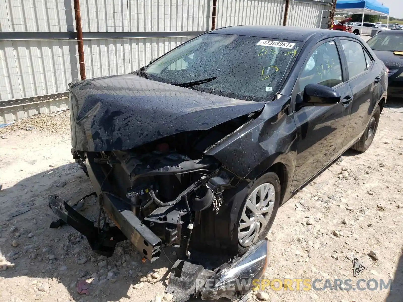 2 Фотография поврежденного автомобиля 2T1BURHE0KC215209 TOYOTA COROLLA 2019