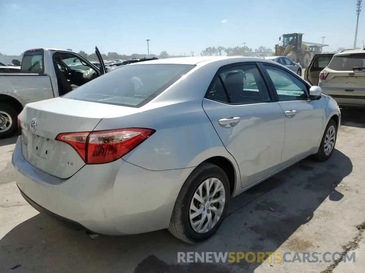 4 Фотография поврежденного автомобиля 2T1BURHE0KC215520 TOYOTA COROLLA 2019