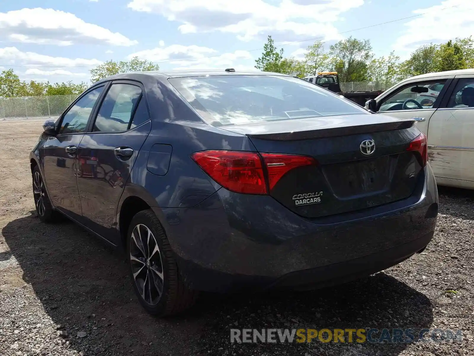 3 Photograph of a damaged car 2T1BURHE0KC215730 TOYOTA COROLLA 2019