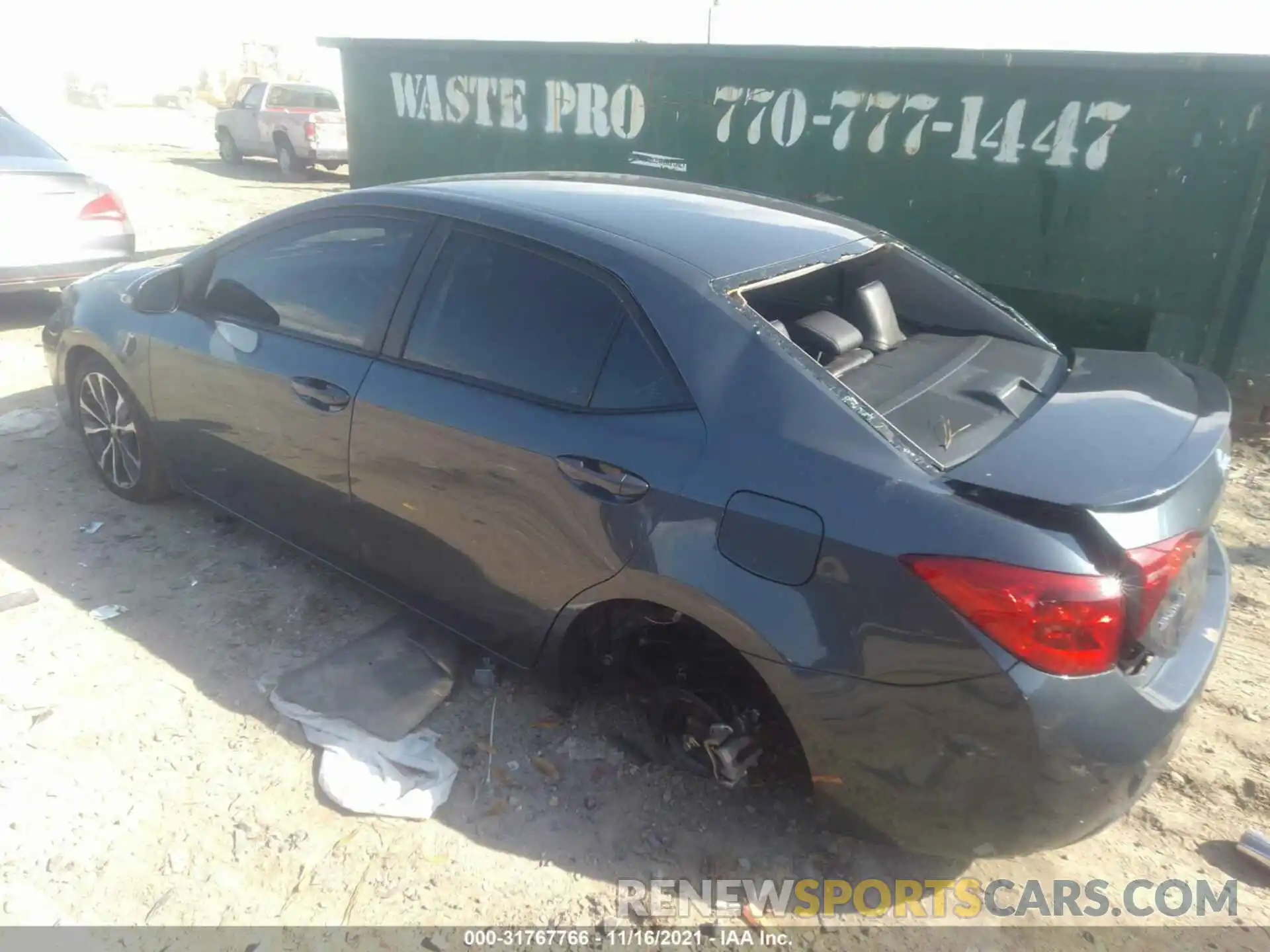 3 Photograph of a damaged car 2T1BURHE0KC217526 TOYOTA COROLLA 2019