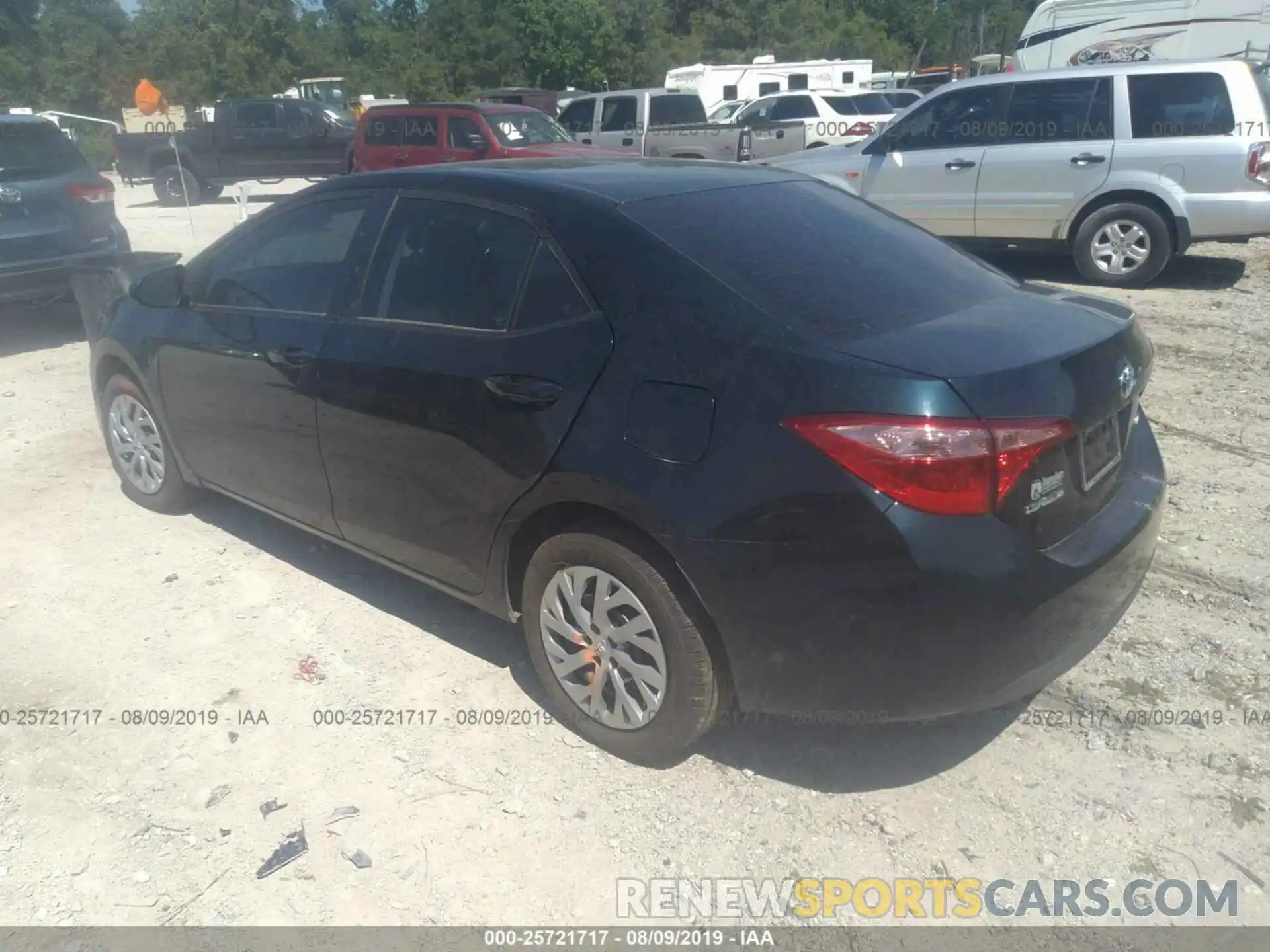 3 Photograph of a damaged car 2T1BURHE0KC217798 TOYOTA COROLLA 2019