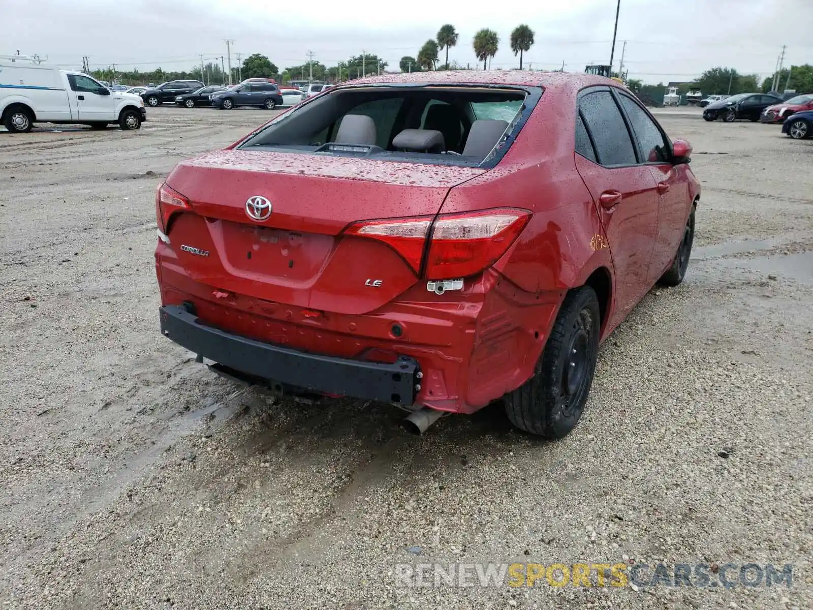 4 Photograph of a damaged car 2T1BURHE0KC218501 TOYOTA COROLLA 2019