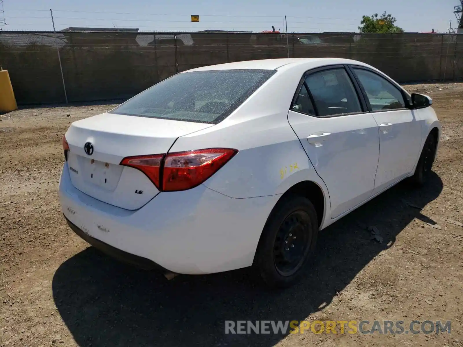 4 Photograph of a damaged car 2T1BURHE0KC218935 TOYOTA COROLLA 2019